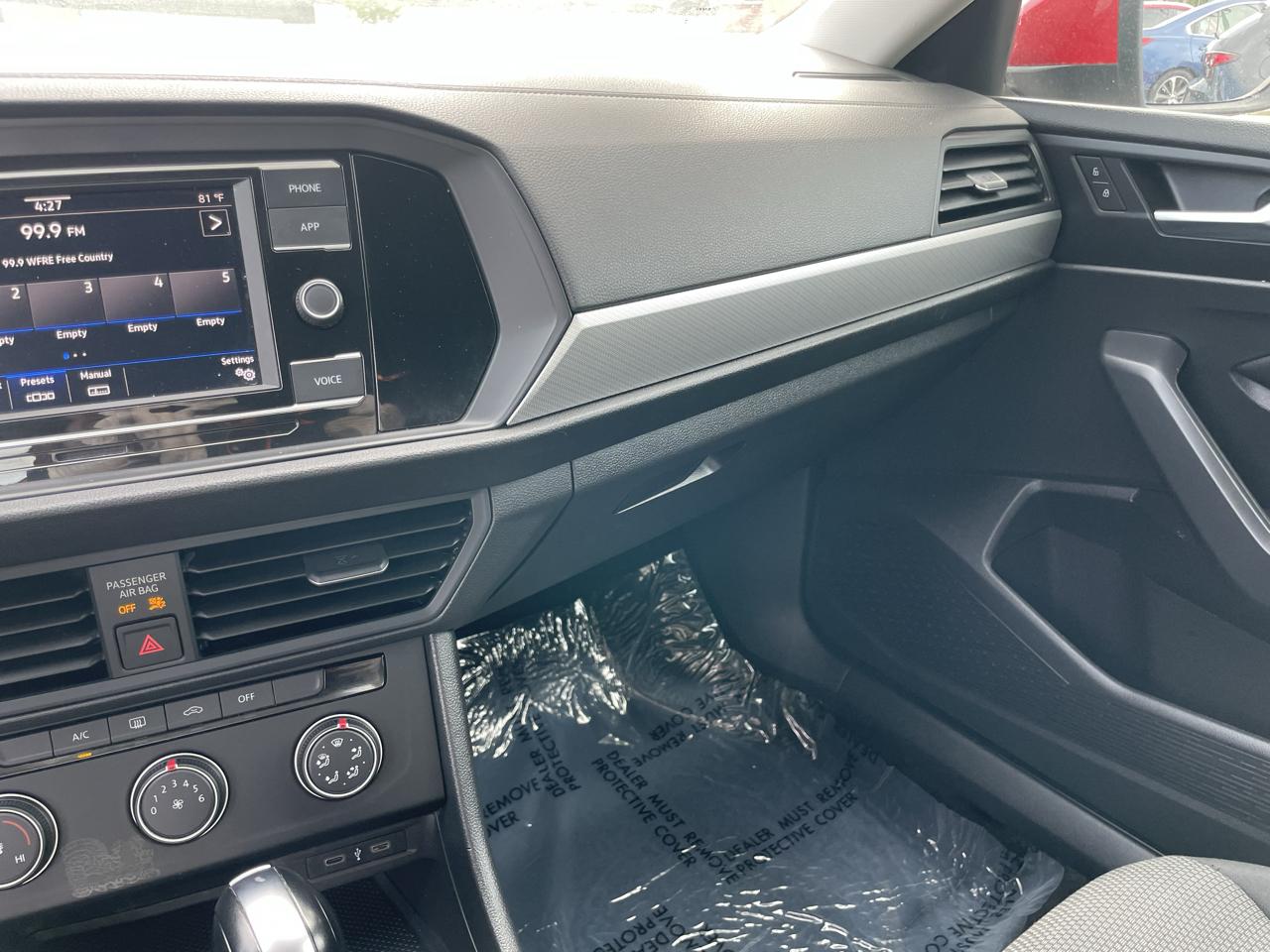 Volkswagen Jetta 1.4T S 8A 2021