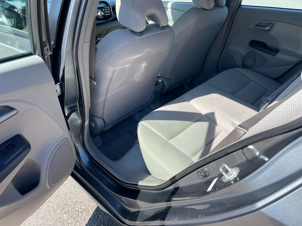 Honda Insight LX 2010