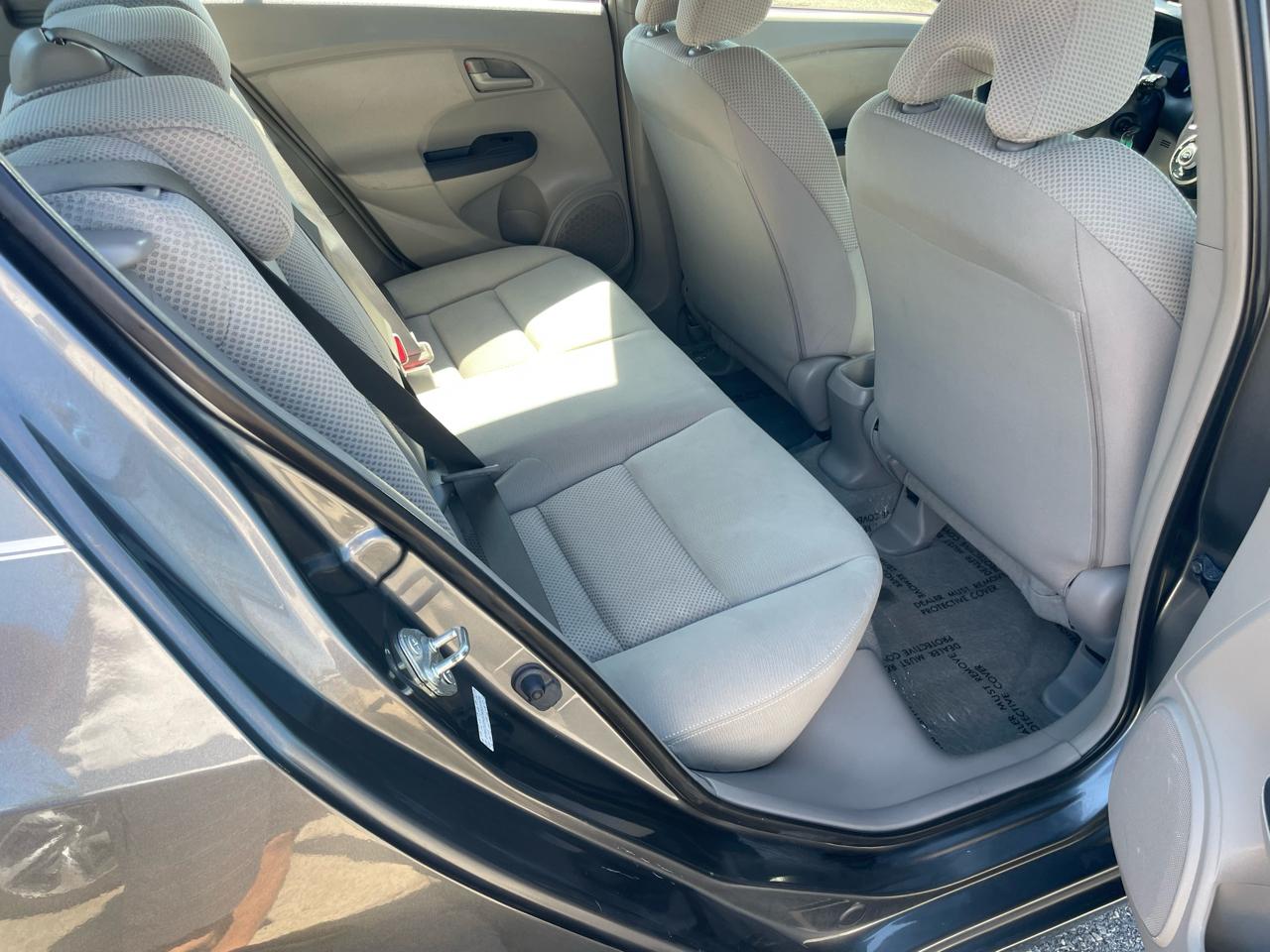 Honda Insight LX 2010