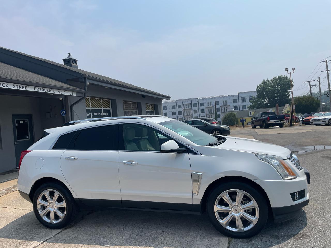 Cadillac SRX Performance Collection FWD 2016