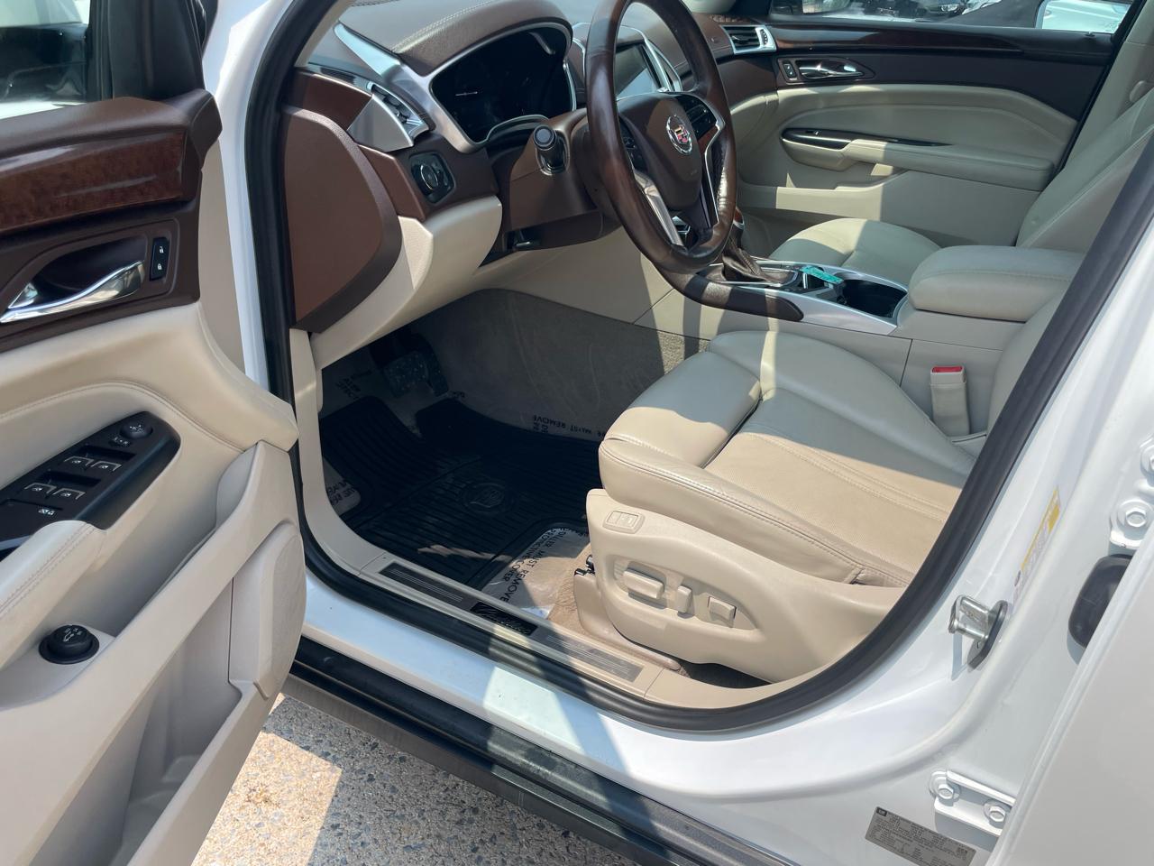 Cadillac SRX Performance Collection FWD 2016
