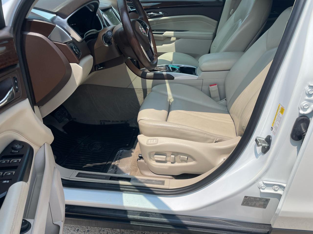 Cadillac SRX Performance Collection FWD 2016
