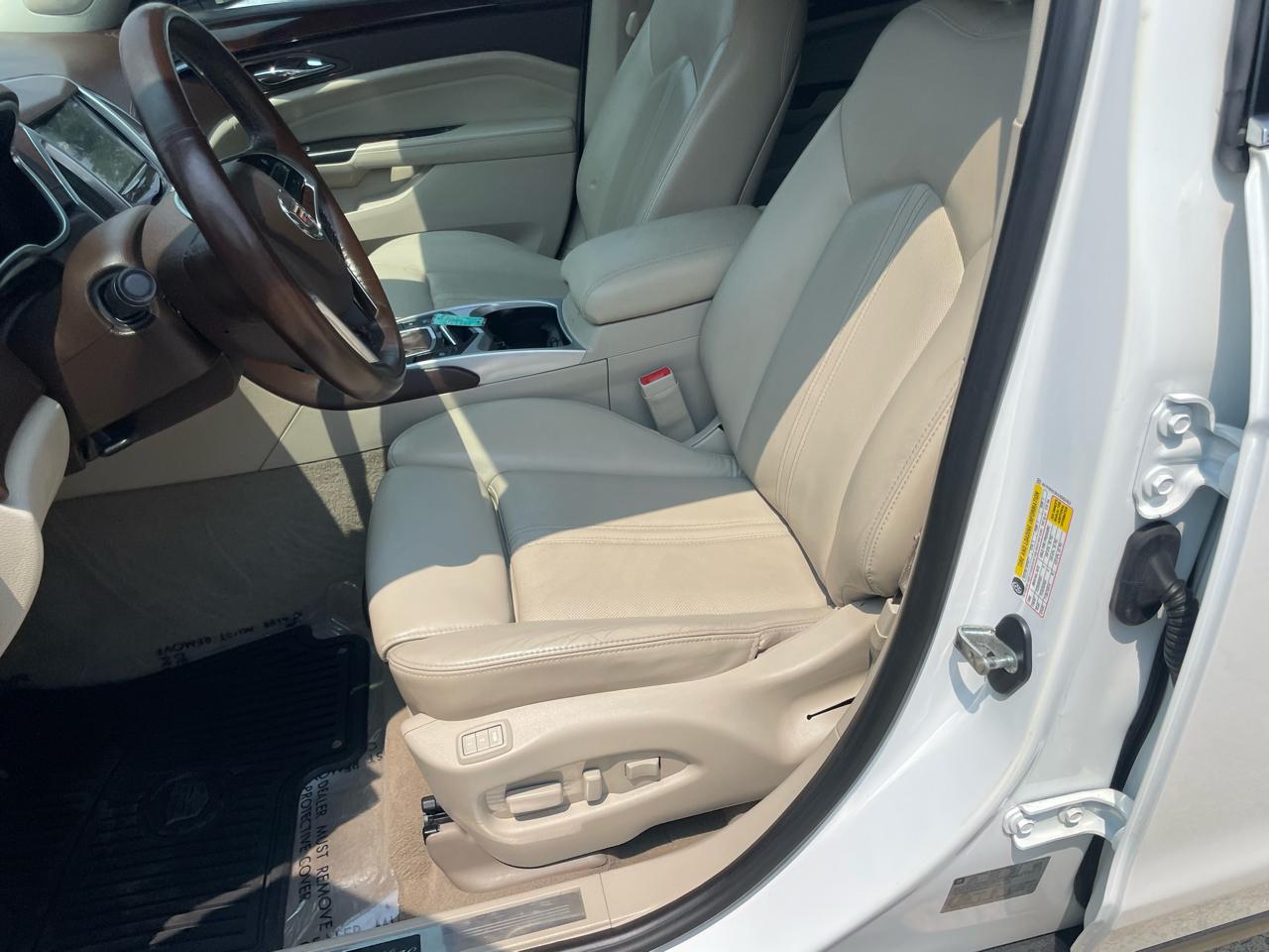 Cadillac SRX Performance Collection FWD 2016