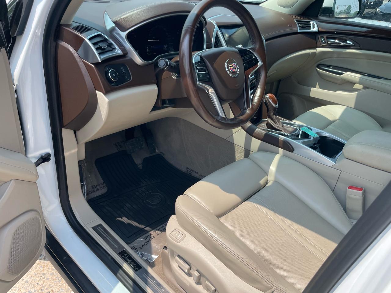 Cadillac SRX Performance Collection FWD 2016