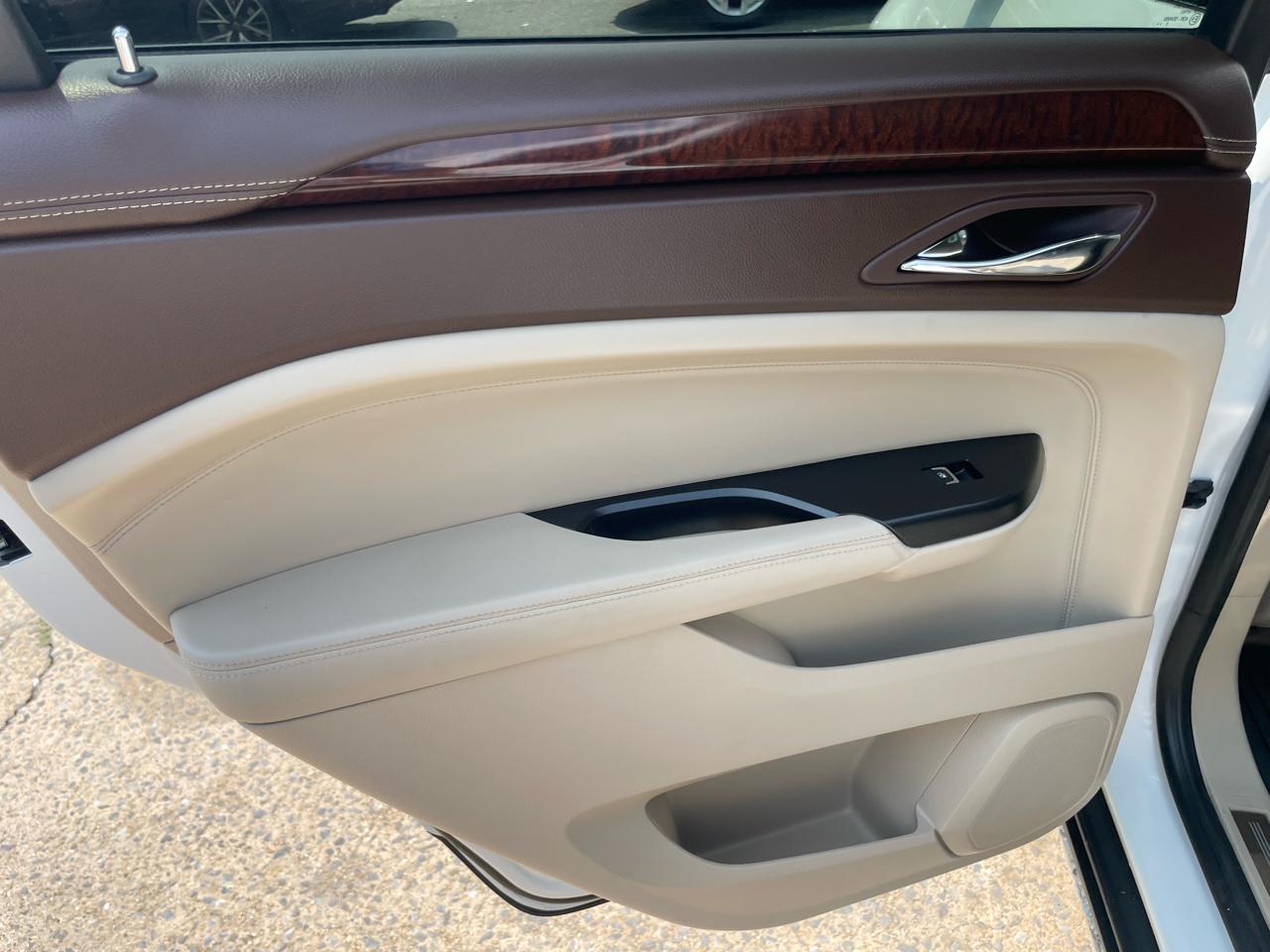 Cadillac SRX Performance Collection FWD 2016