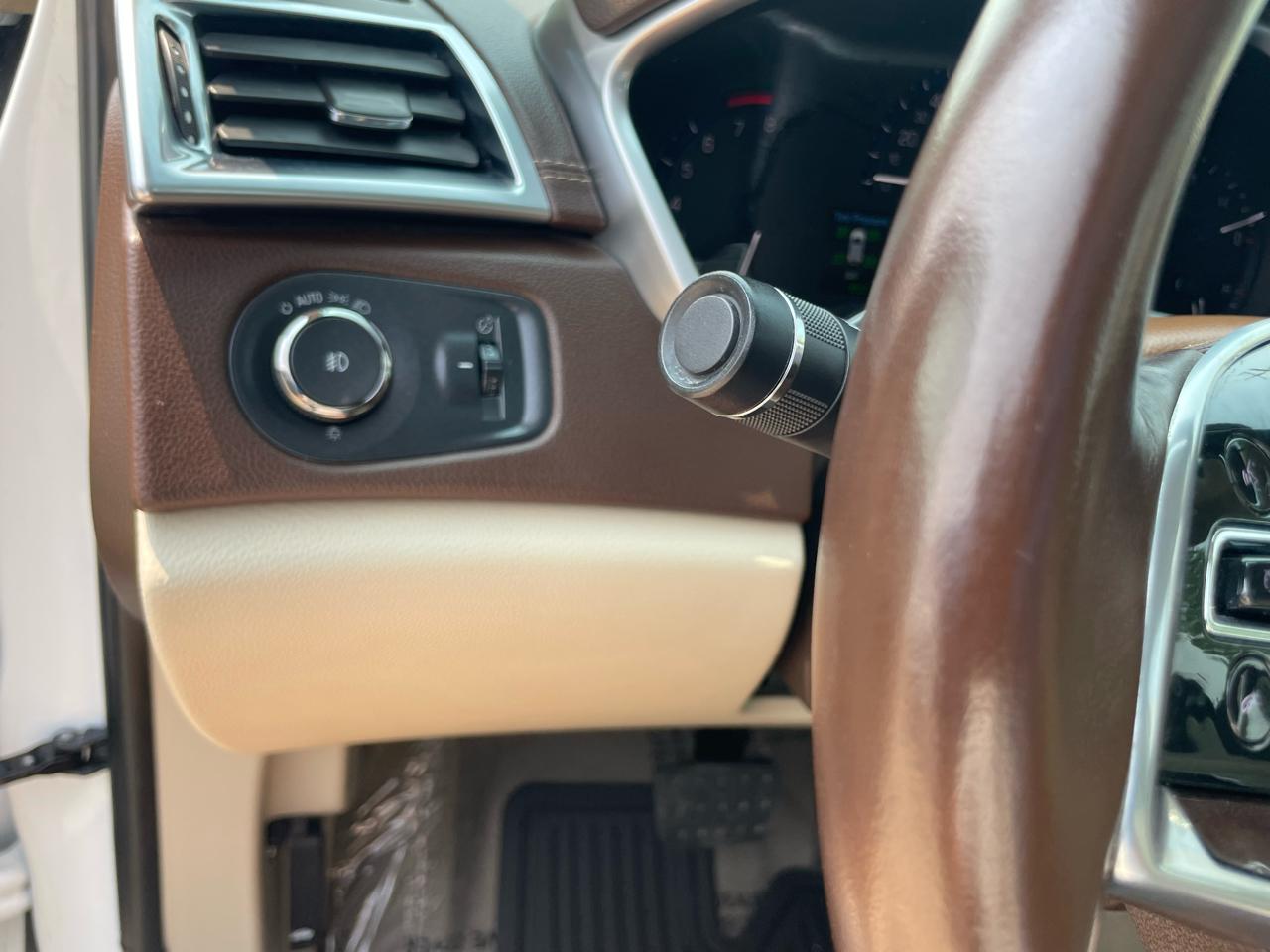 Cadillac SRX Performance Collection FWD 2016