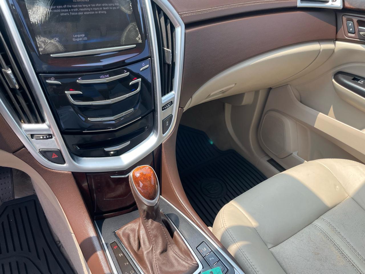 Cadillac SRX Performance Collection FWD 2016