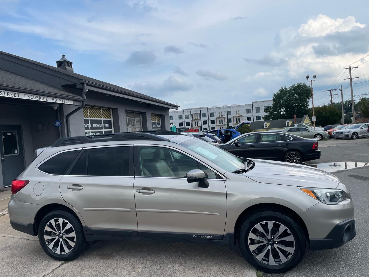 Subaru Outback 2.5i Limited 2015