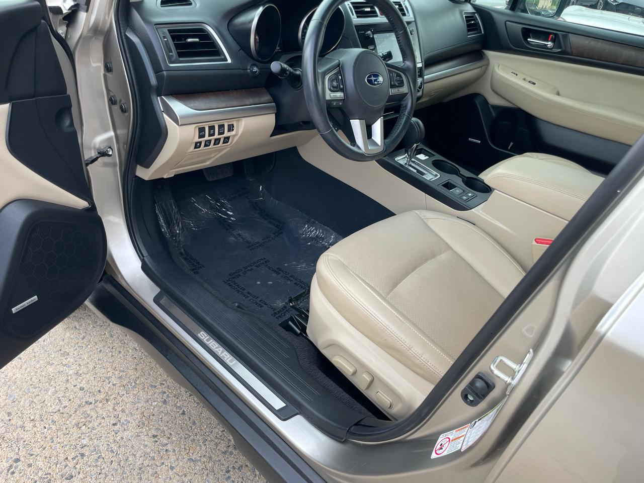 Subaru Outback 2.5i Limited 2015