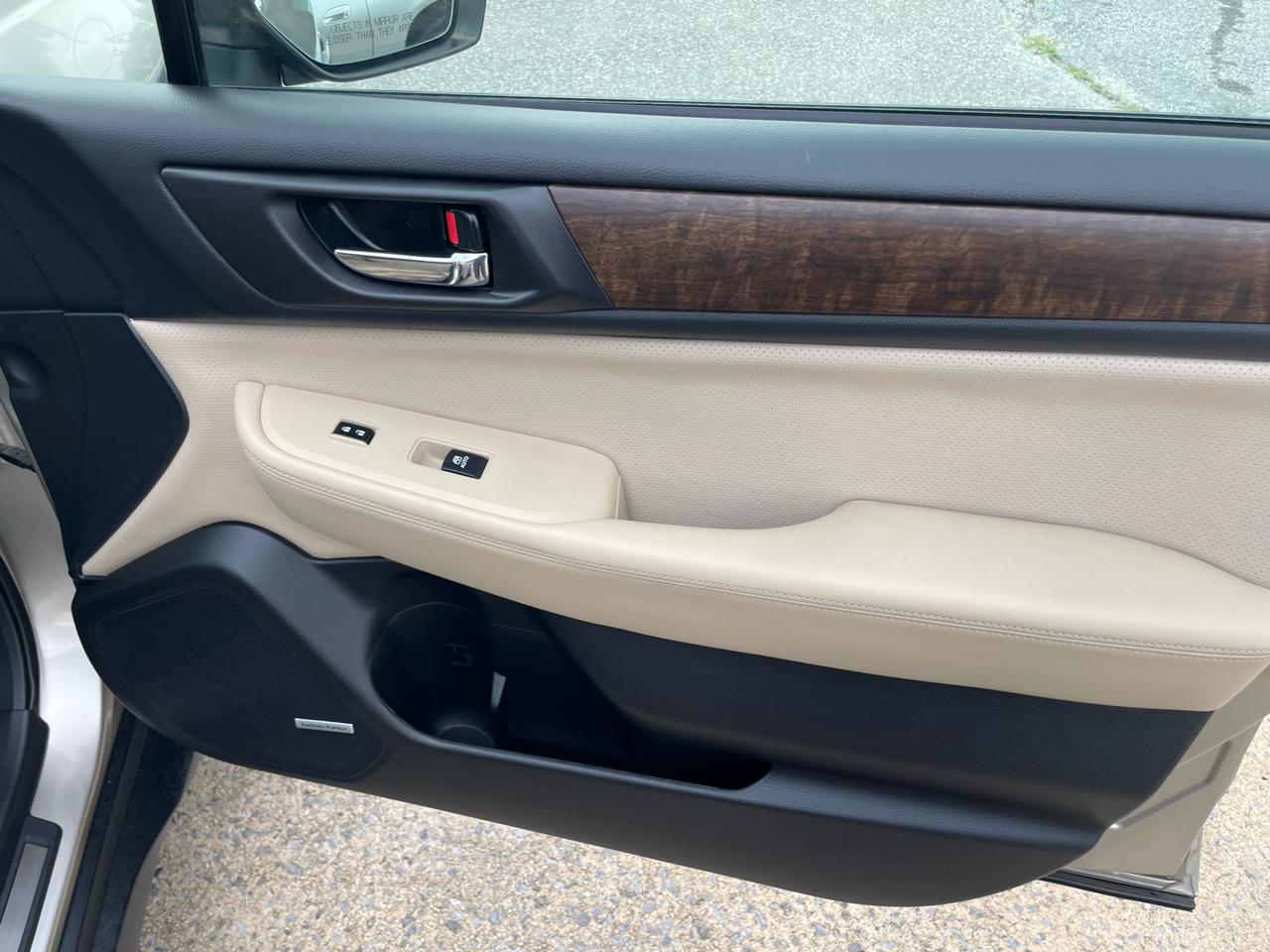 Subaru Outback 2.5i Limited 2015