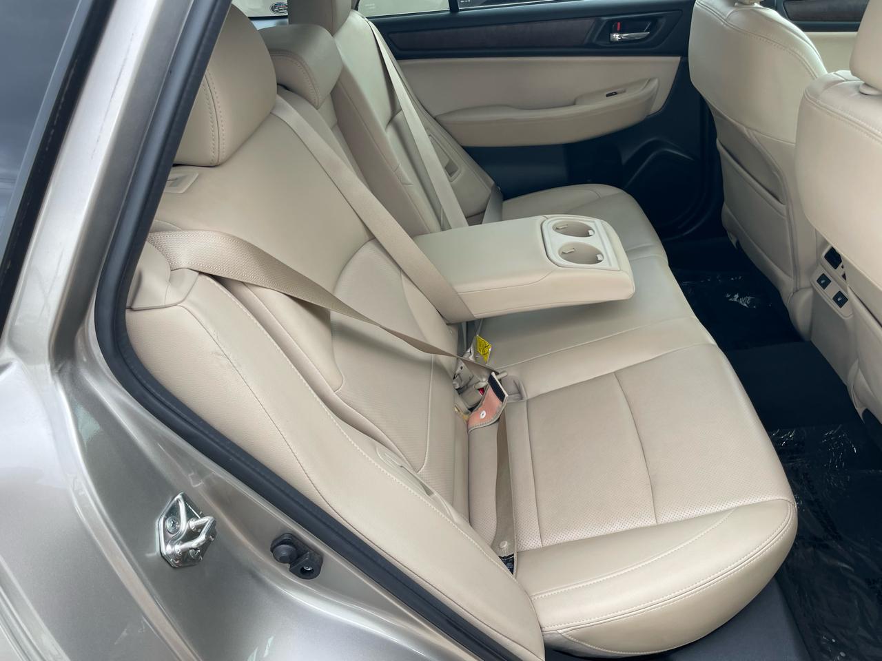 Subaru Outback 2.5i Limited 2015