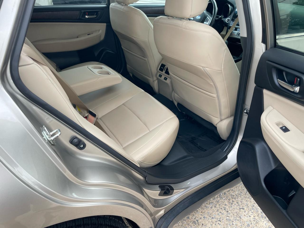 Subaru Outback 2.5i Limited 2015