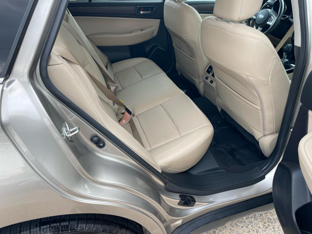 Subaru Outback 2.5i Limited 2015