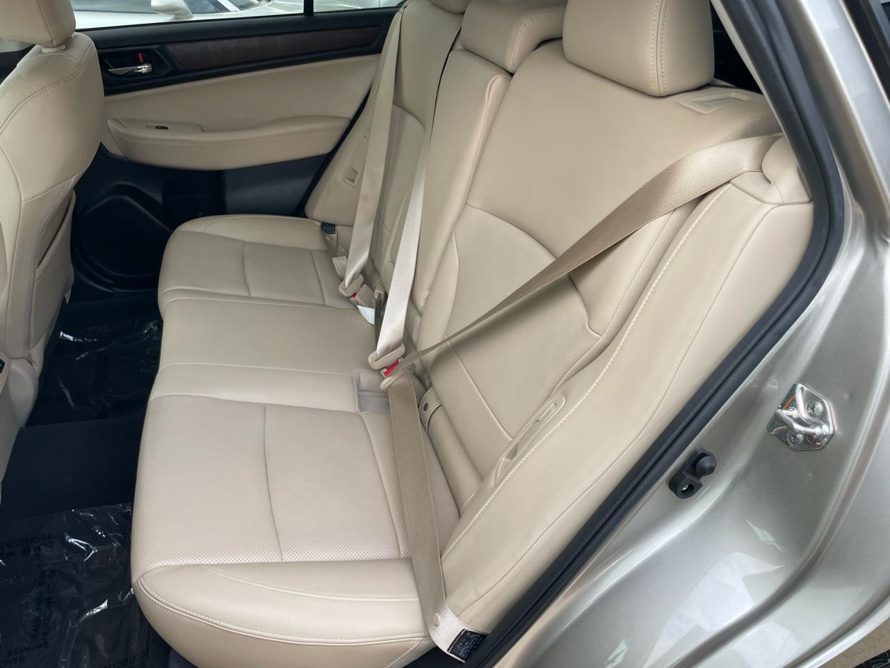 Subaru Outback 2.5i Limited 2015