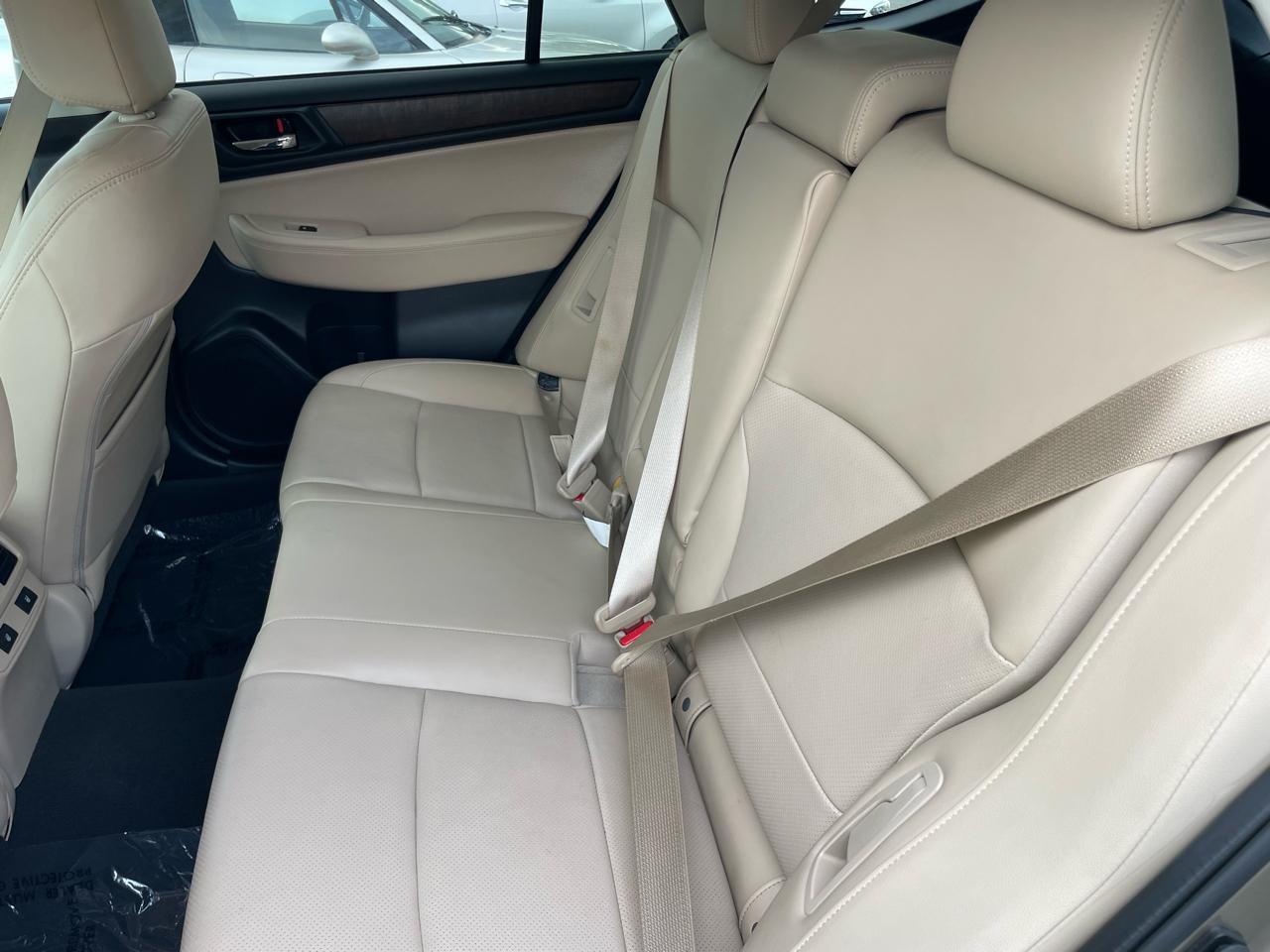 Subaru Outback 2.5i Limited 2015
