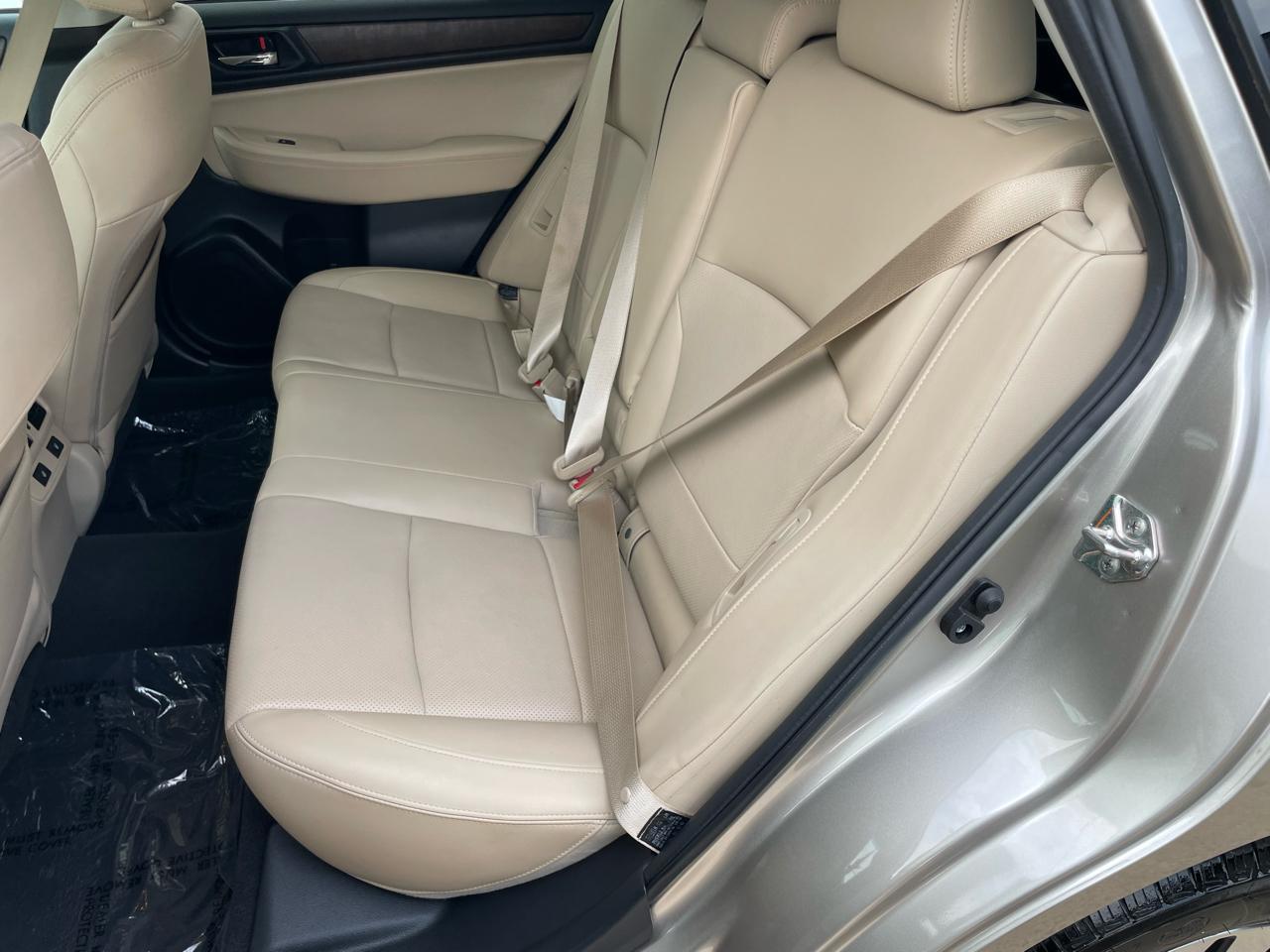 Subaru Outback 2.5i Limited 2015