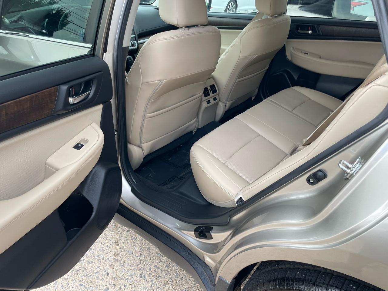 Subaru Outback 2.5i Limited 2015