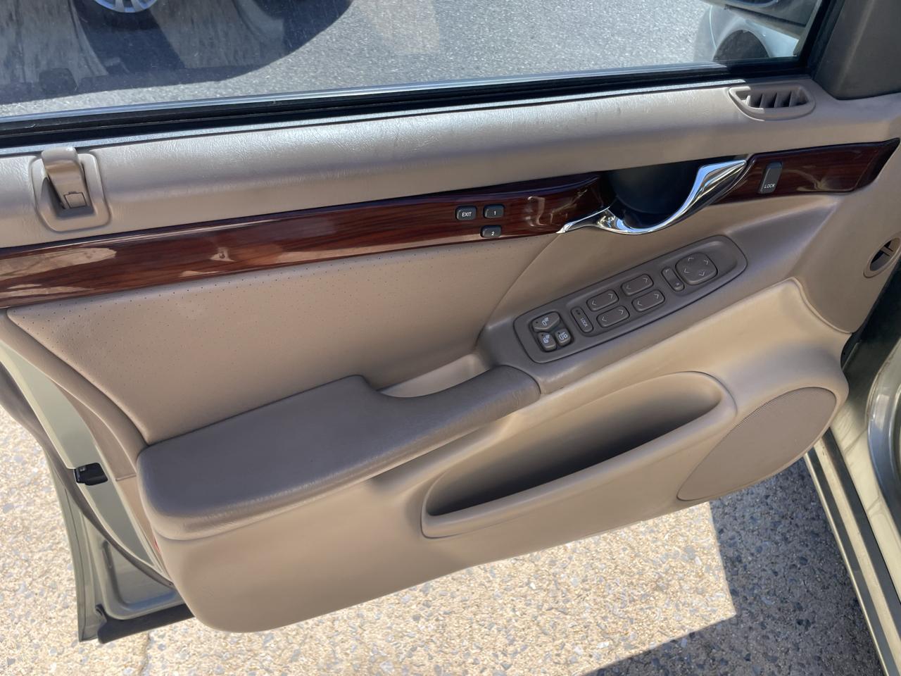 Cadillac DeVille DTS 2005