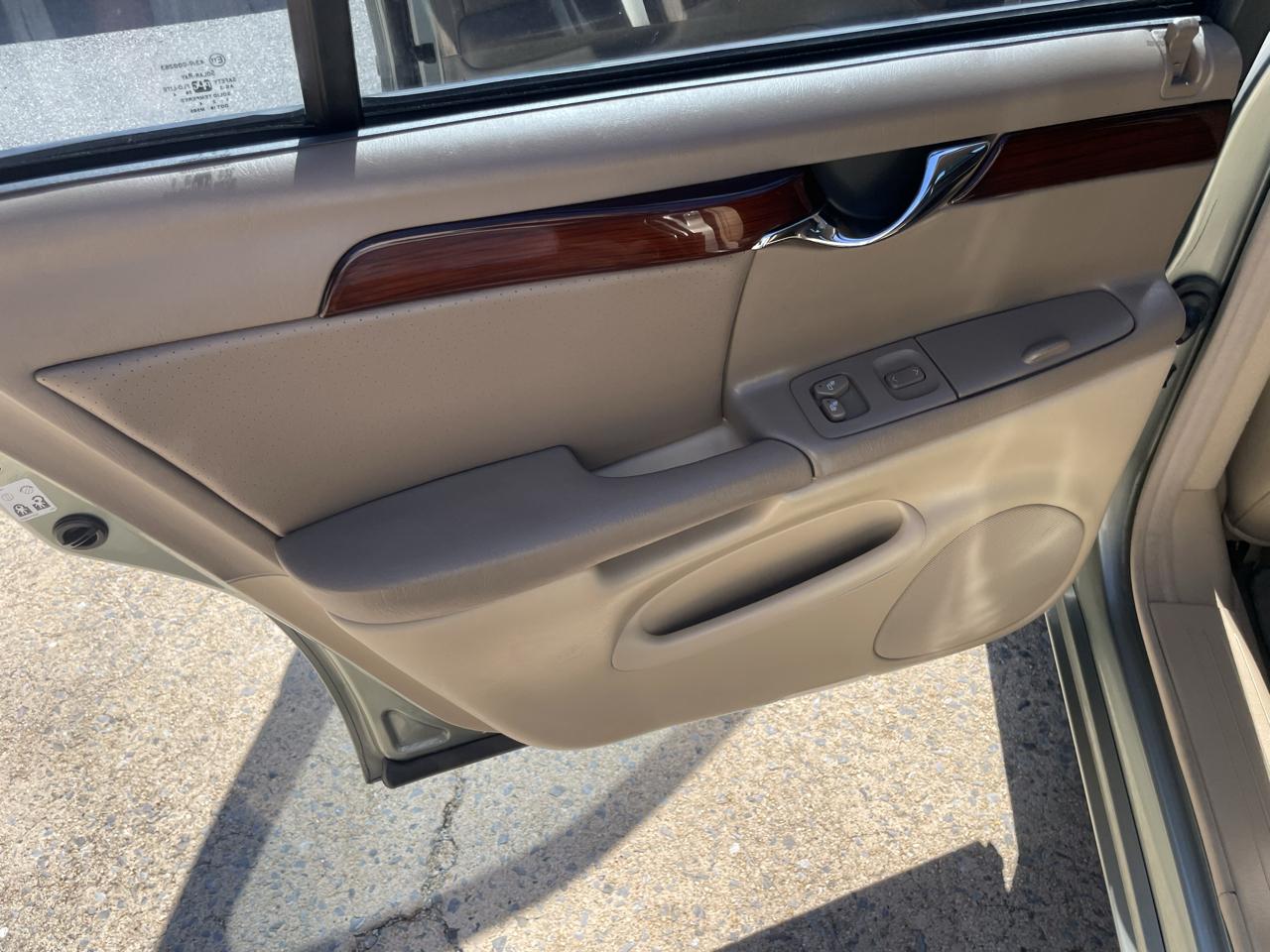 Cadillac DeVille DTS 2005