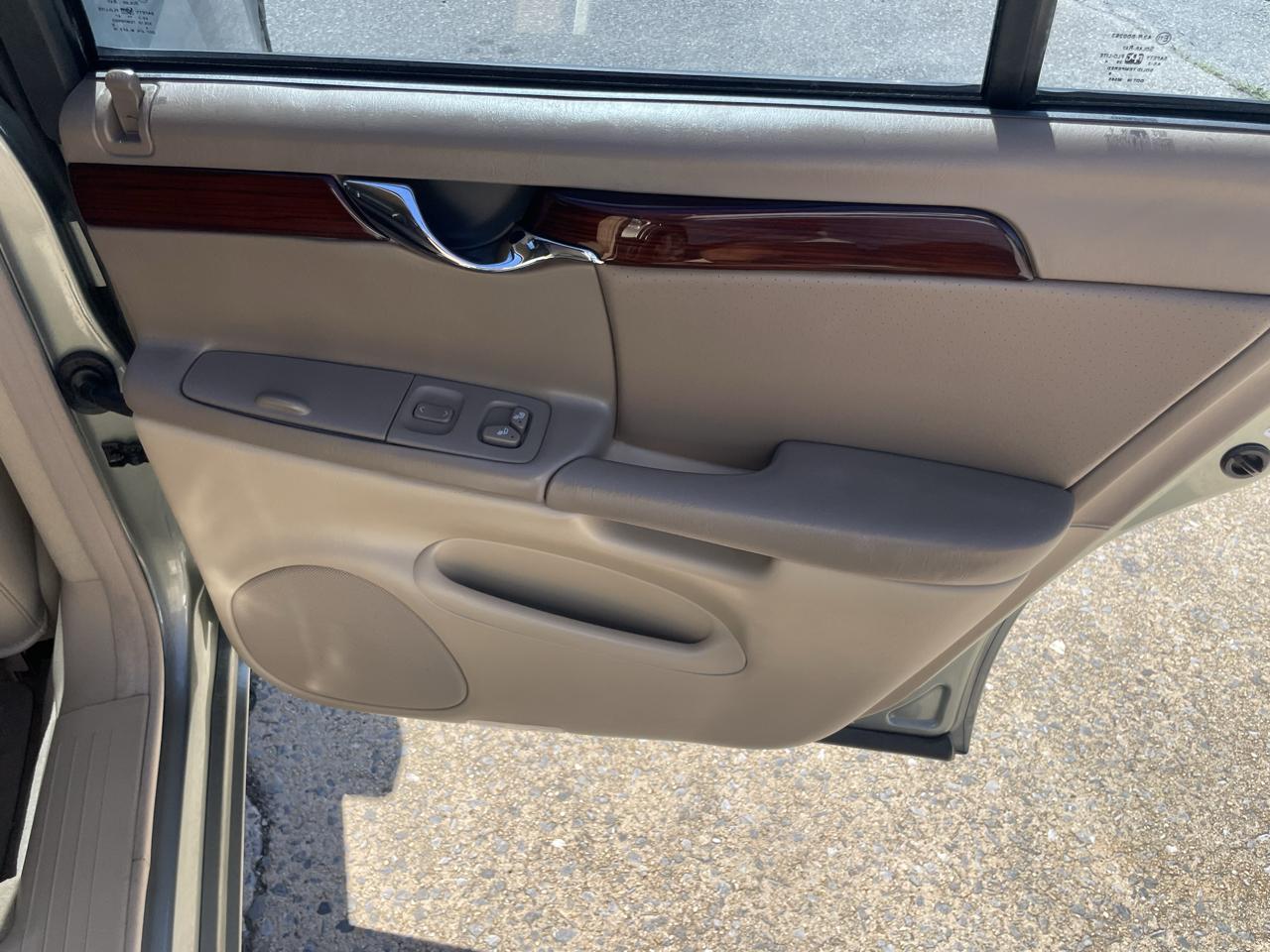 Cadillac DeVille DTS 2005