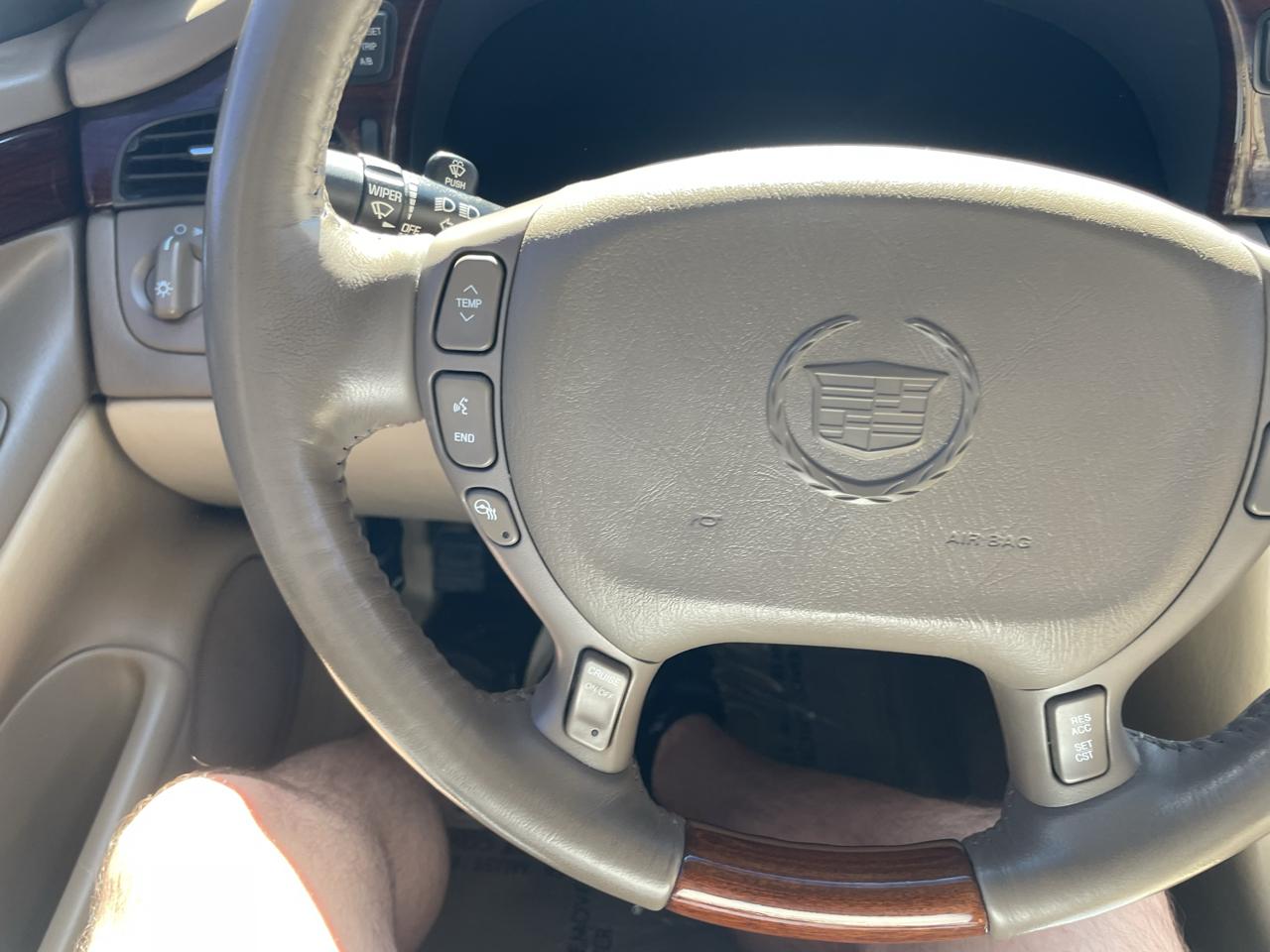 Cadillac DeVille DTS 2005