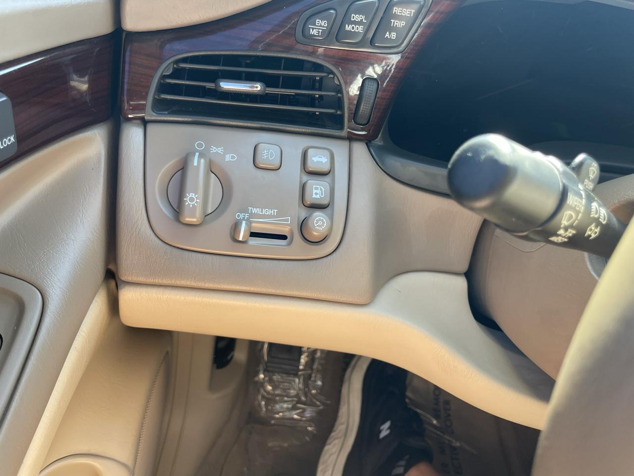 Cadillac DeVille DTS 2005