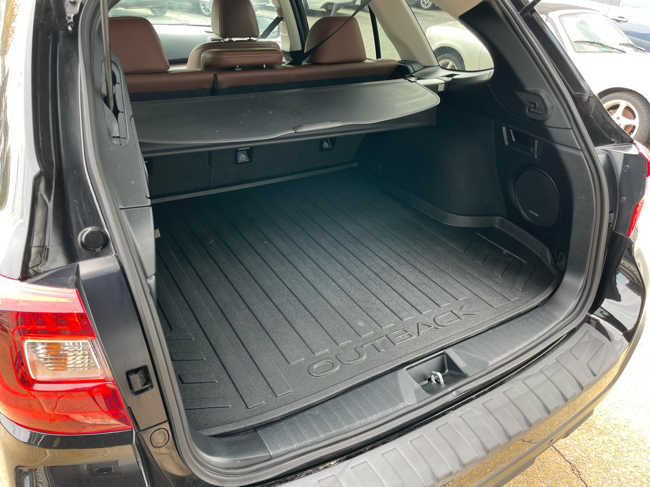 Subaru Outback 3.6R Touring 2018 Subaru Outback 3.6R Touring 2018