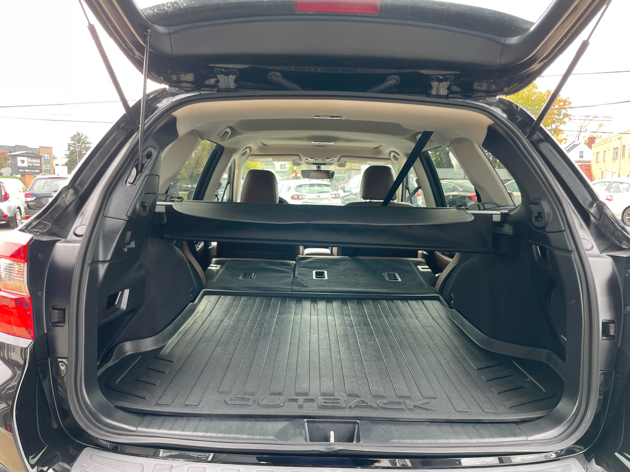 Subaru Outback 3.6R Touring 2018 Subaru Outback 3.6R Touring 2018