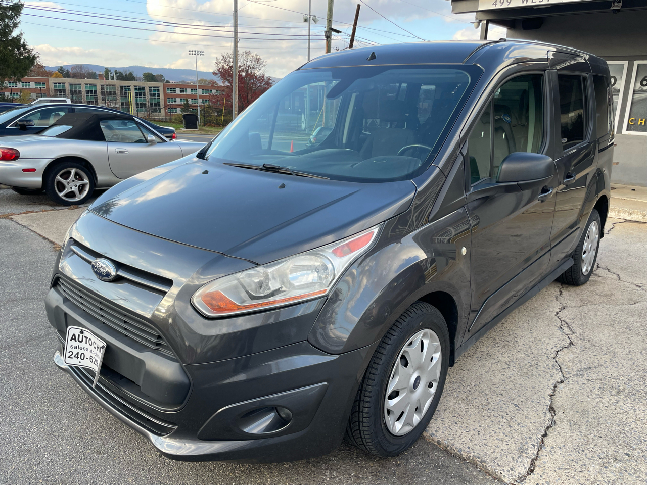 2016 Ford Transit Connect Wagon XLT photo 3