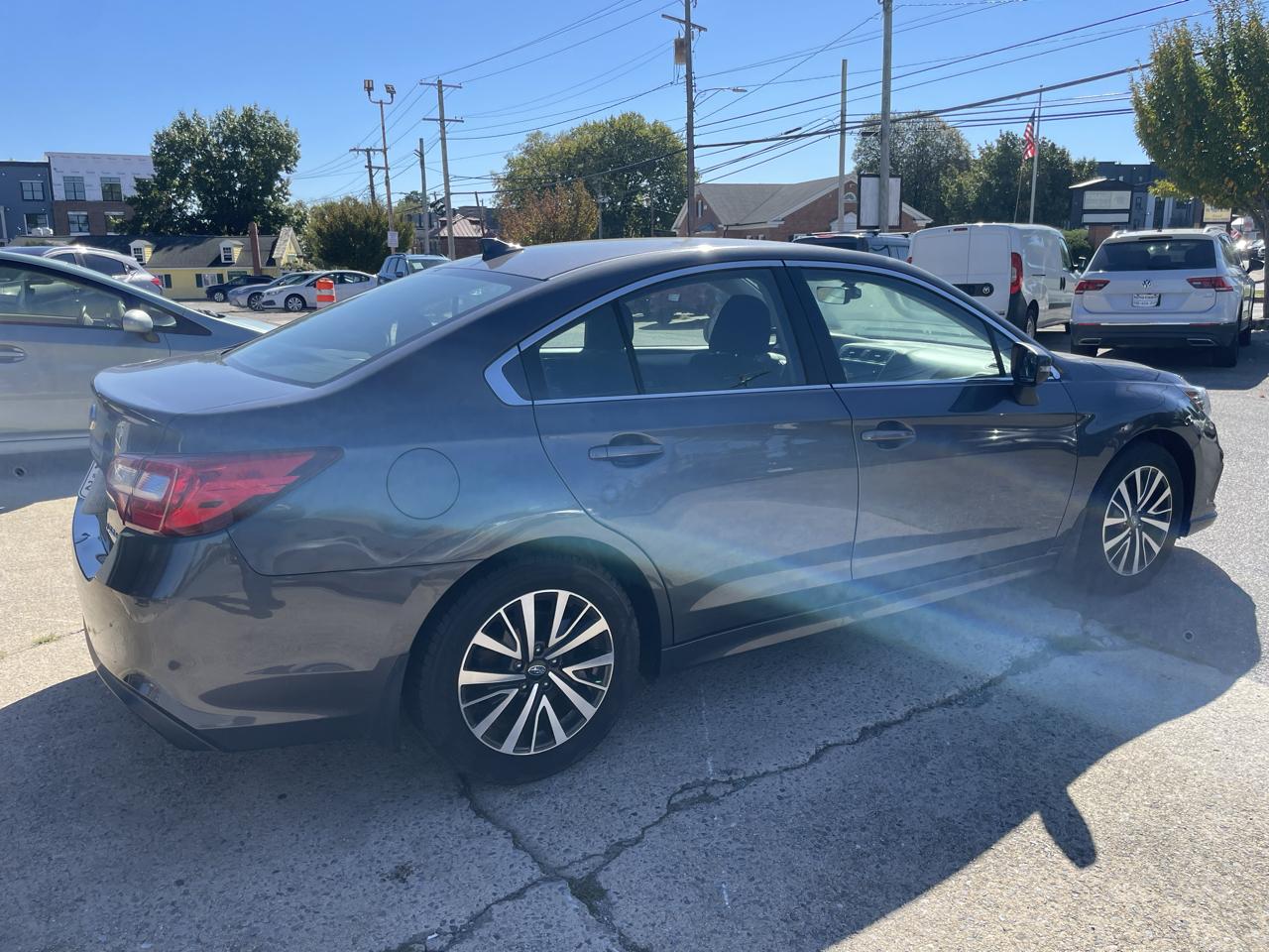 Subaru Legacy 2.5i Premium 2019