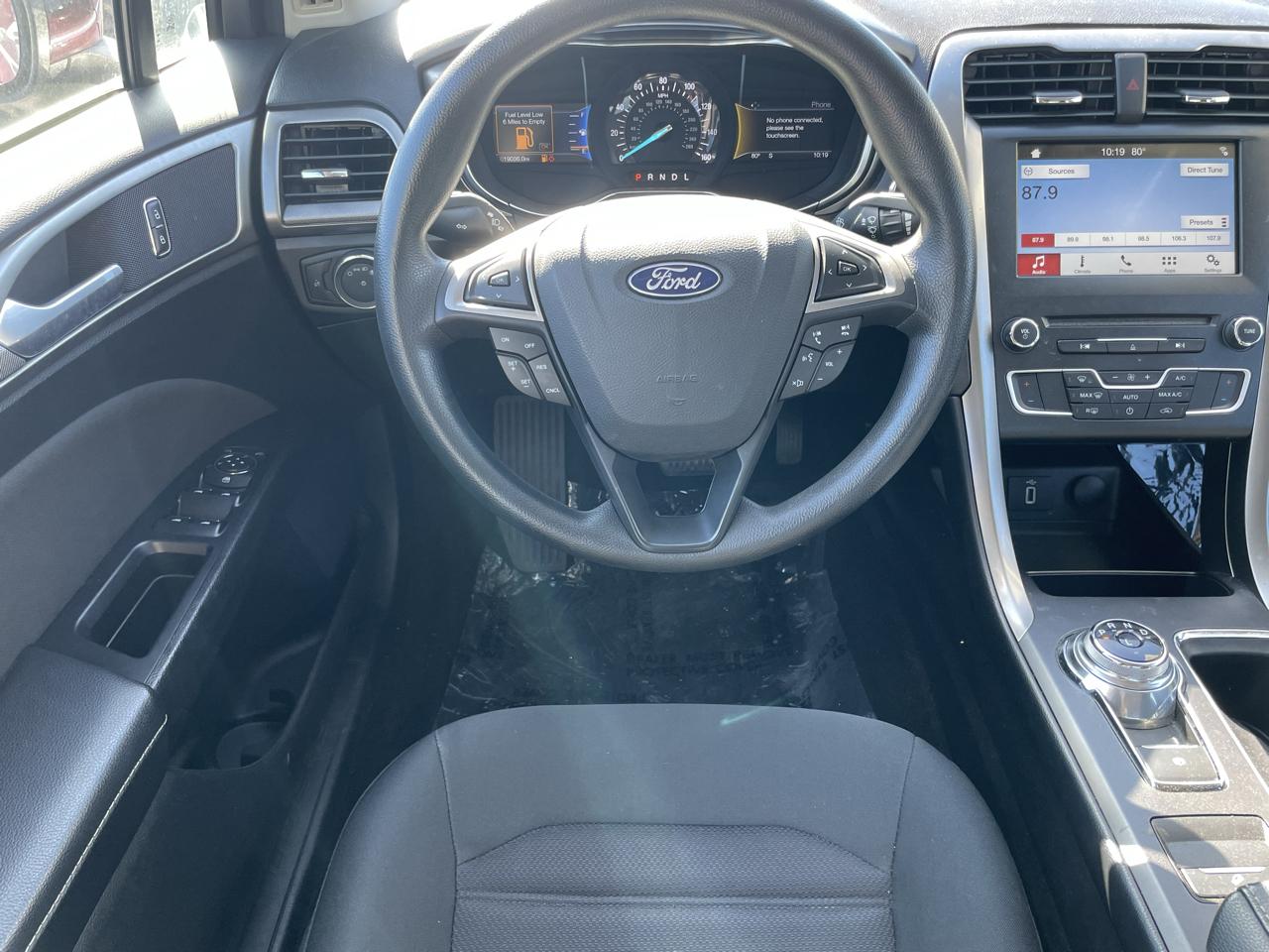 2017 Ford Fusion SE - Photo 44