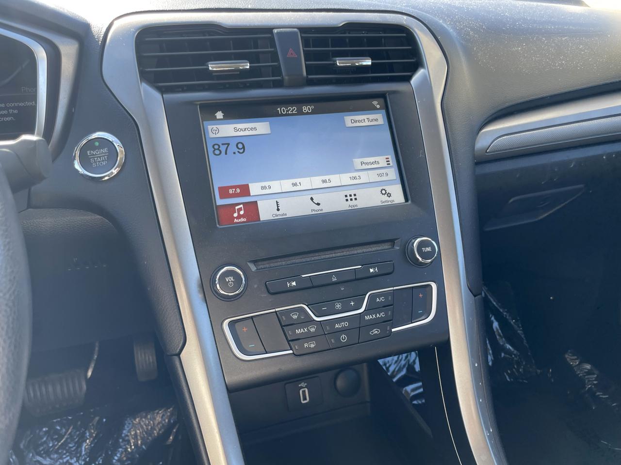 2017 Ford Fusion SE - Photo 69