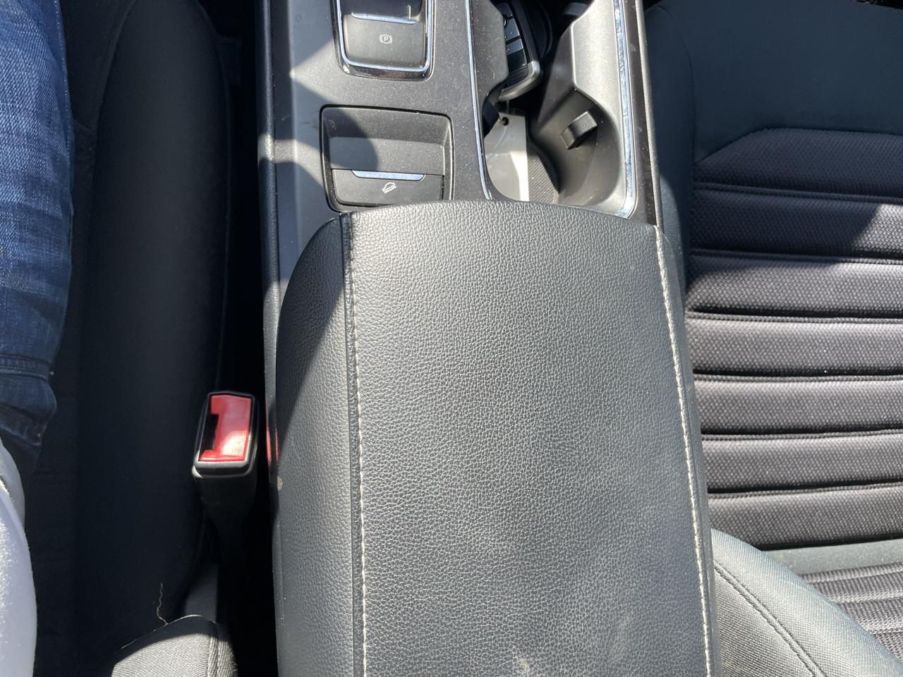 2017 Ford Fusion SE - Photo 75