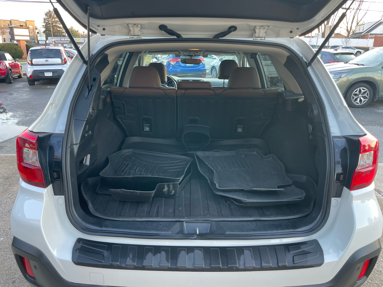 Subaru Outback 3.6R Touring 2018