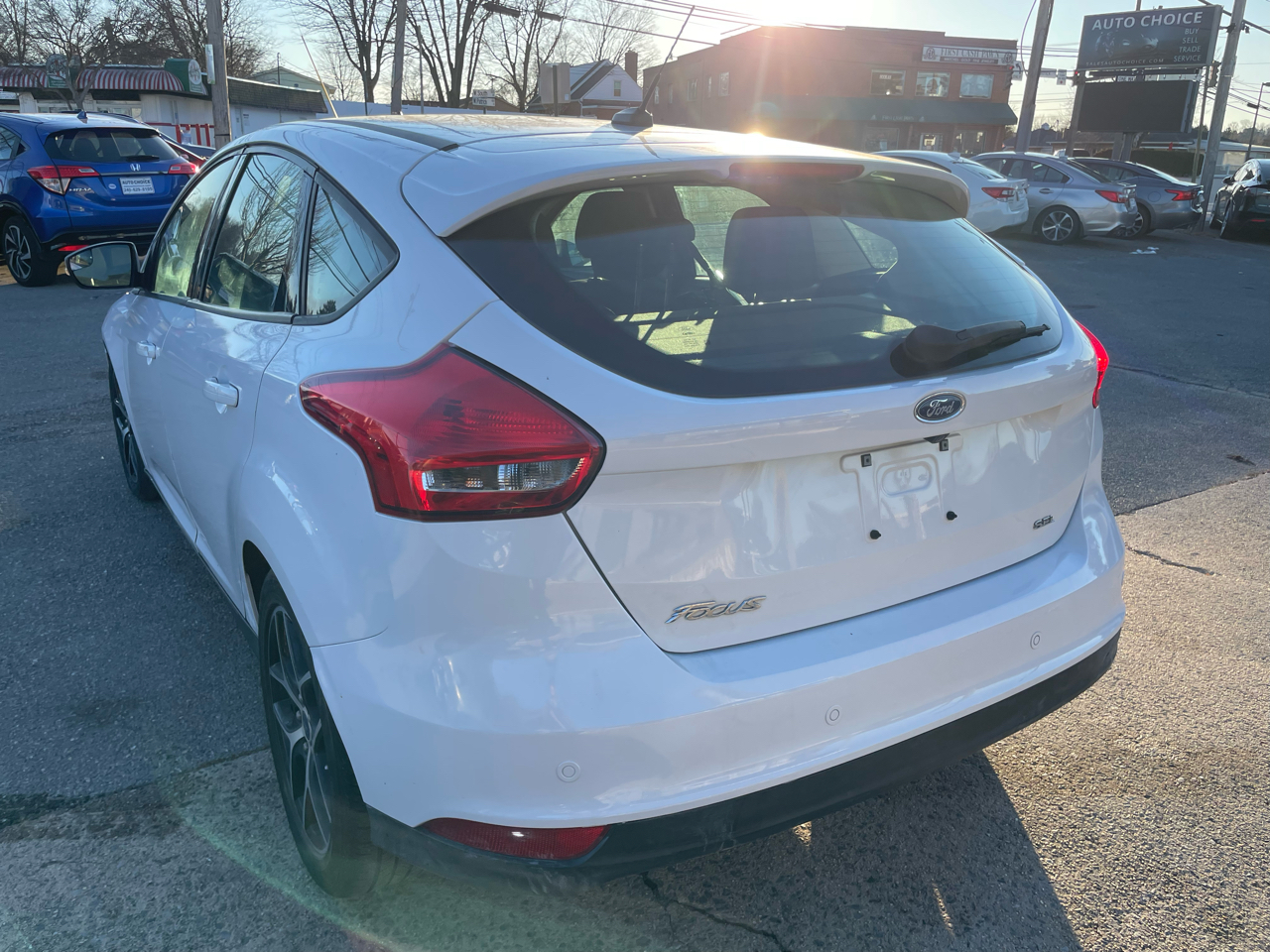 Ford Focus SEL Hatch 2018