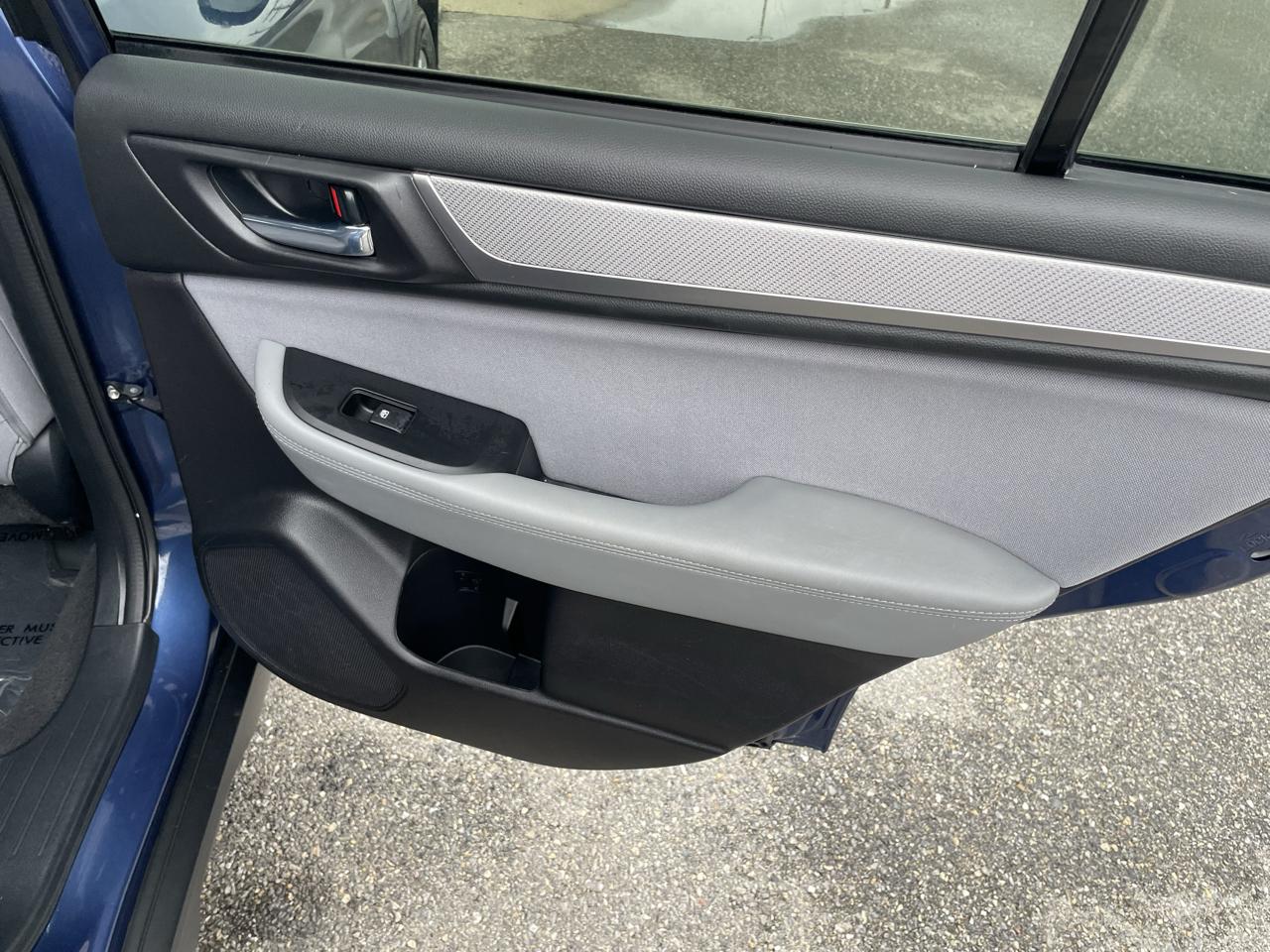 Subaru Outback 2.5i Premium 2019