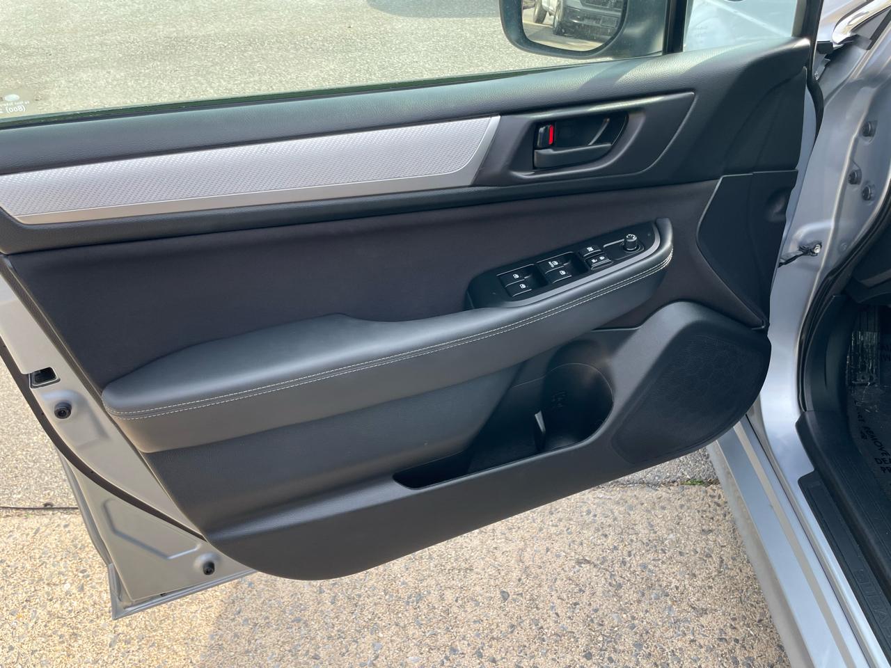 Subaru Legacy 2.5i Premium 2019