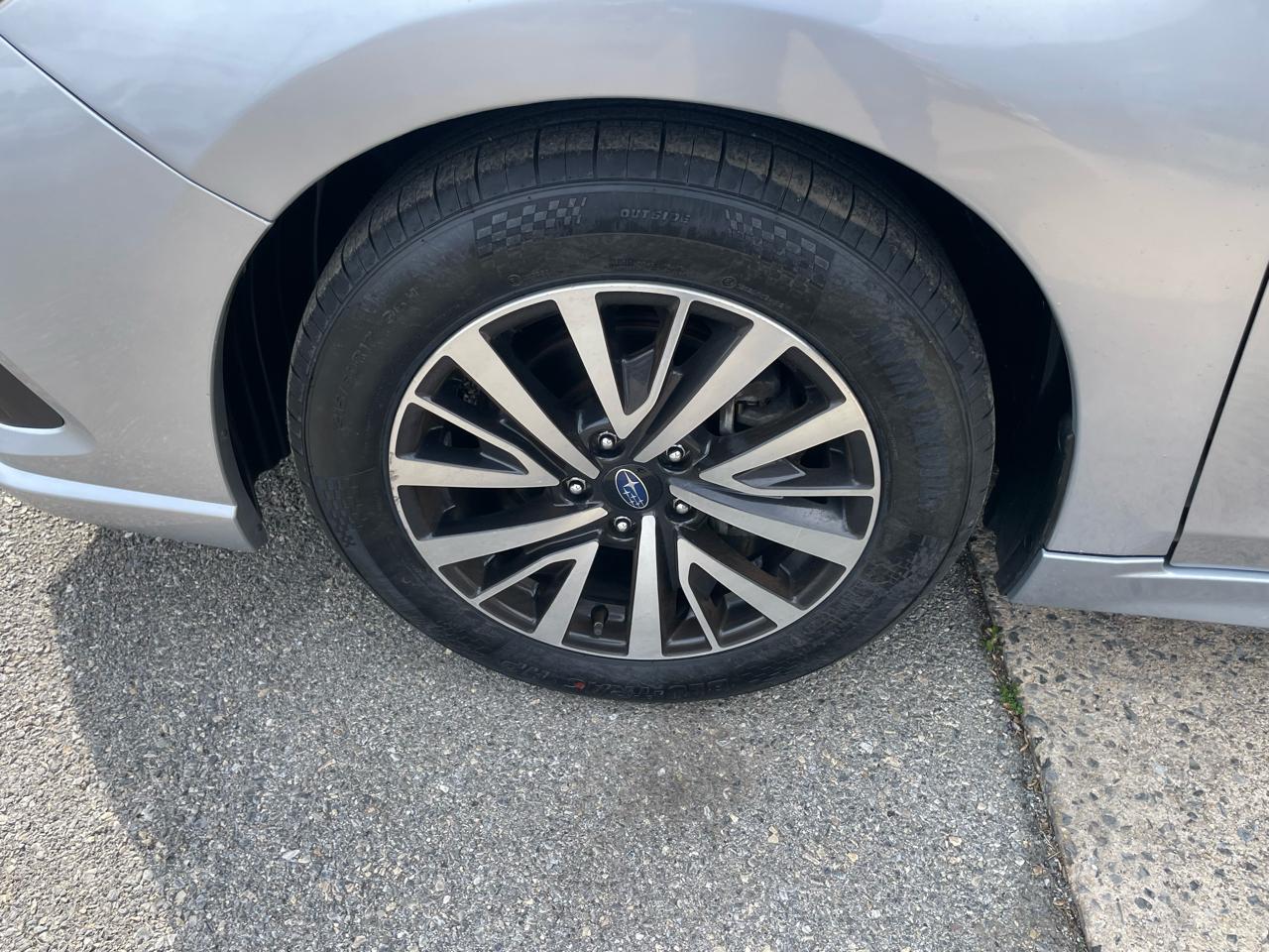 Subaru Legacy 2.5i Premium 2019
