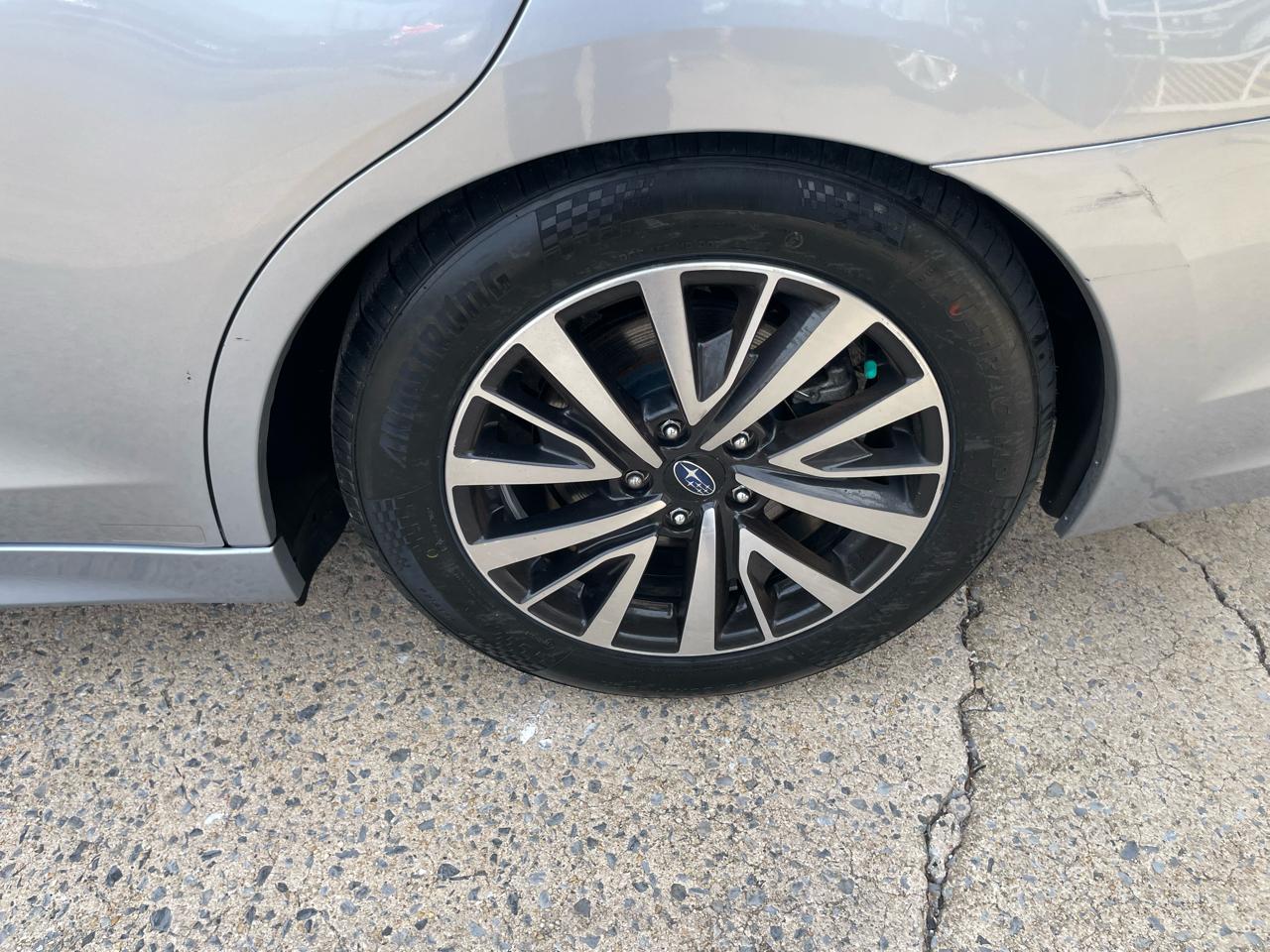 Subaru Legacy 2.5i Premium 2019