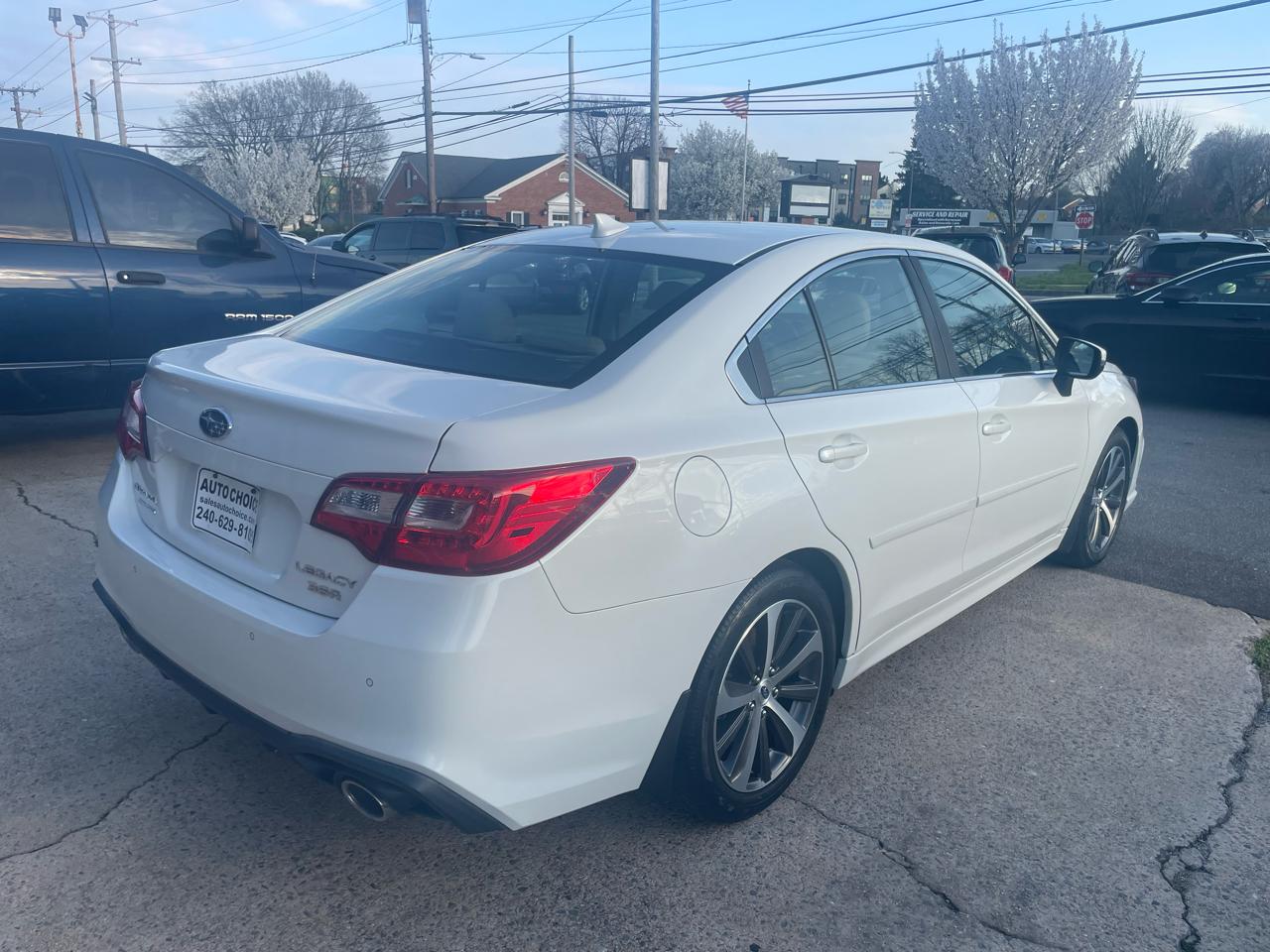 Subaru Legacy 3.6R Limited 2018