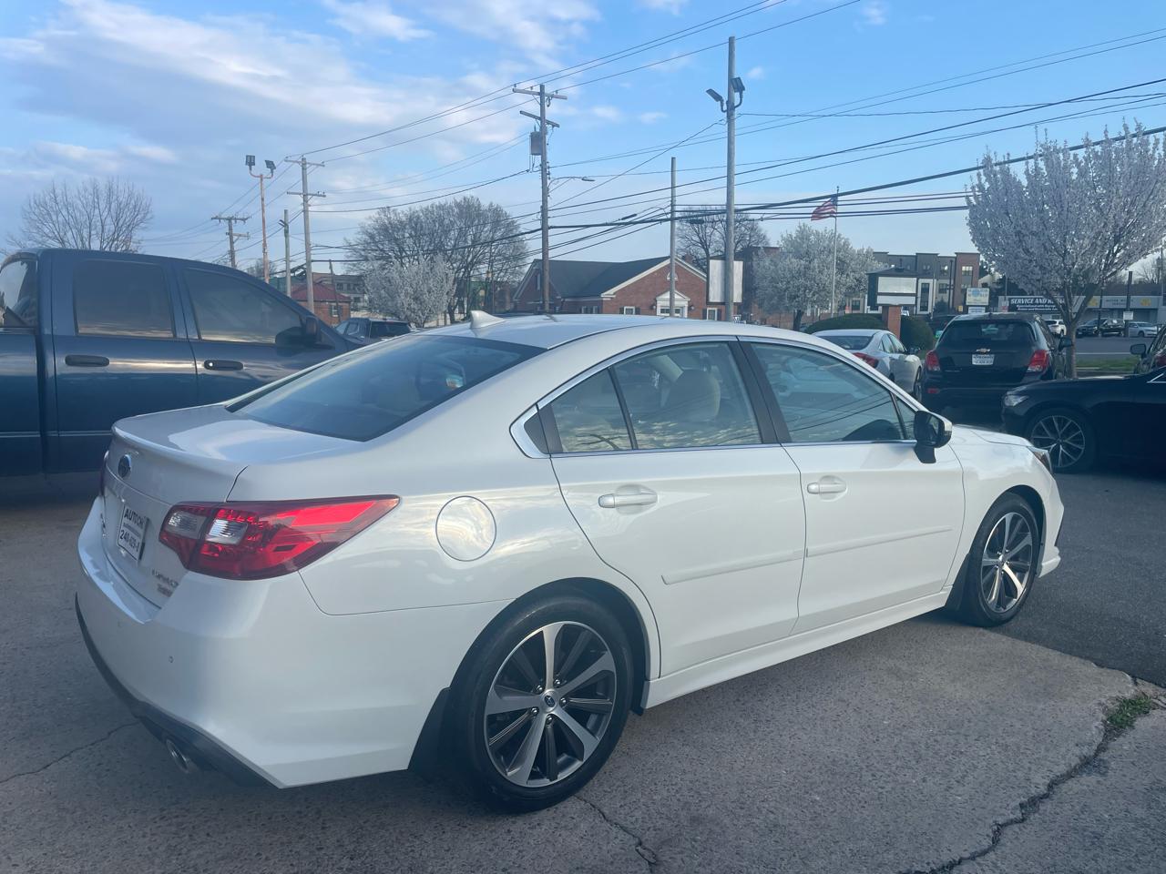Subaru Legacy 3.6R Limited 2018
