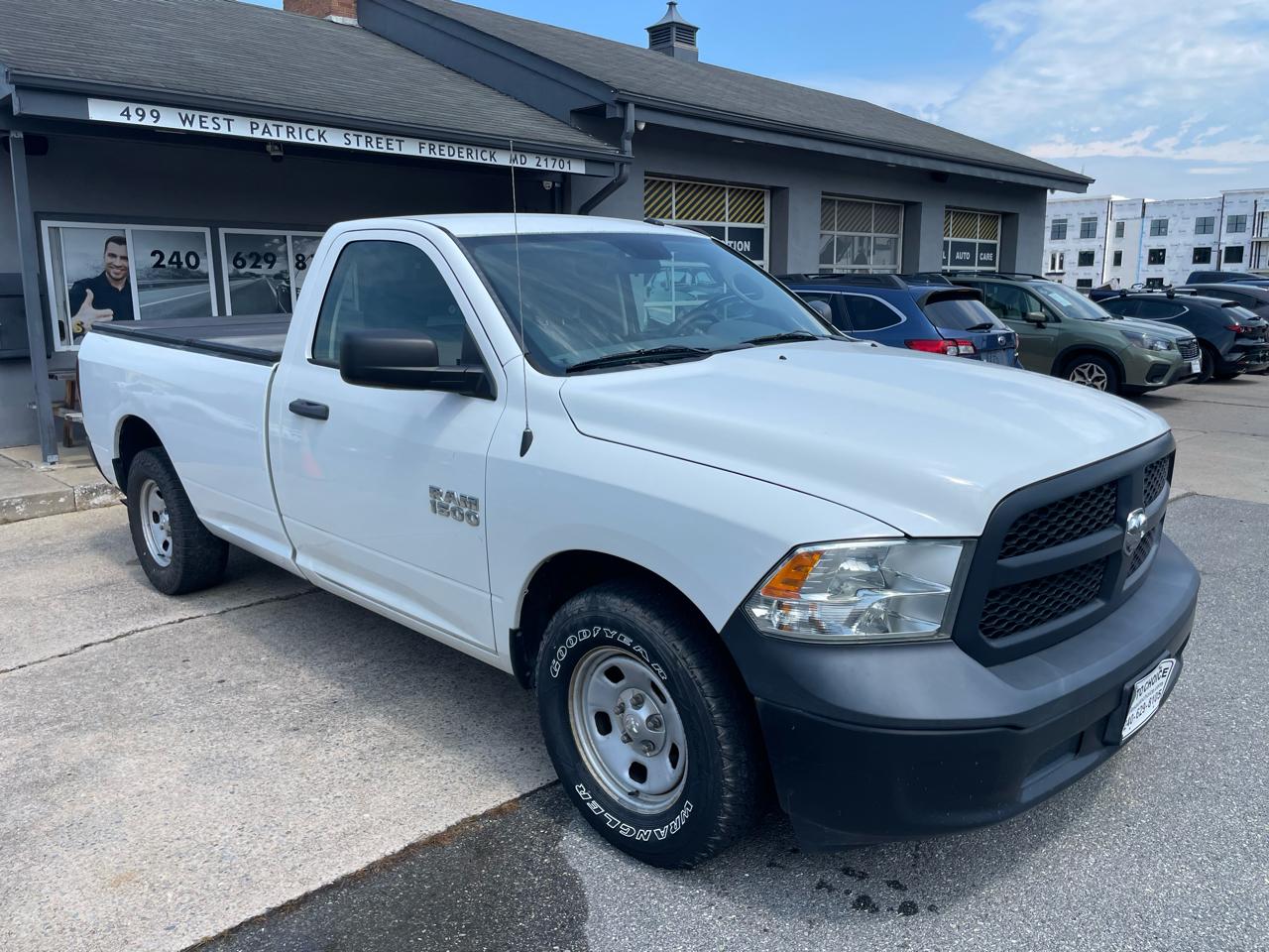 RAM 1500 Tradesman Regular Cab LWB 2WD 2014
