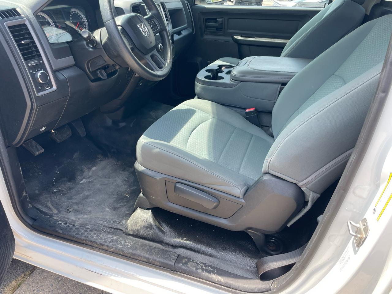 RAM 1500 Tradesman Regular Cab LWB 2WD 2014