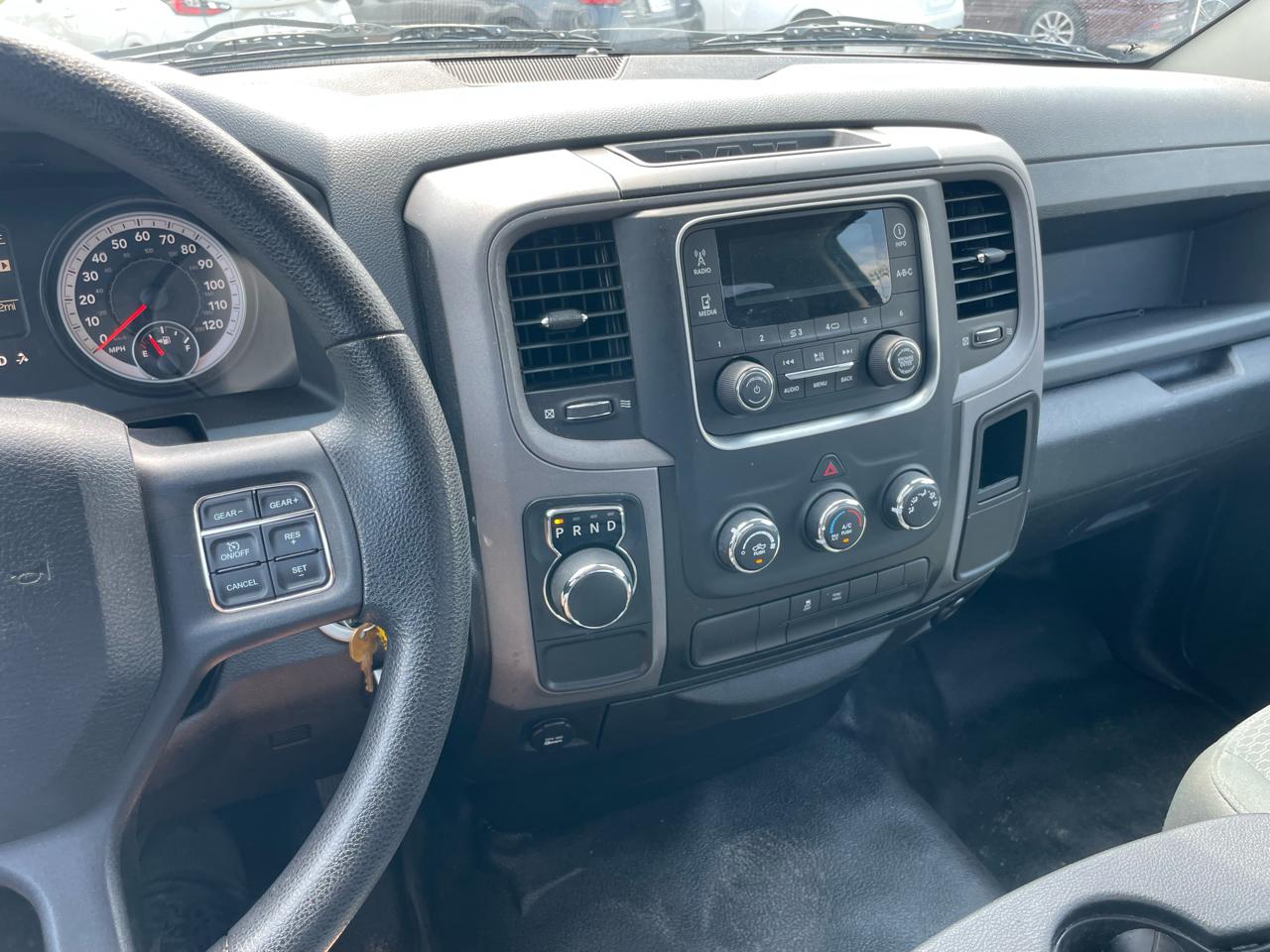 RAM 1500 Tradesman Regular Cab LWB 2WD 2014