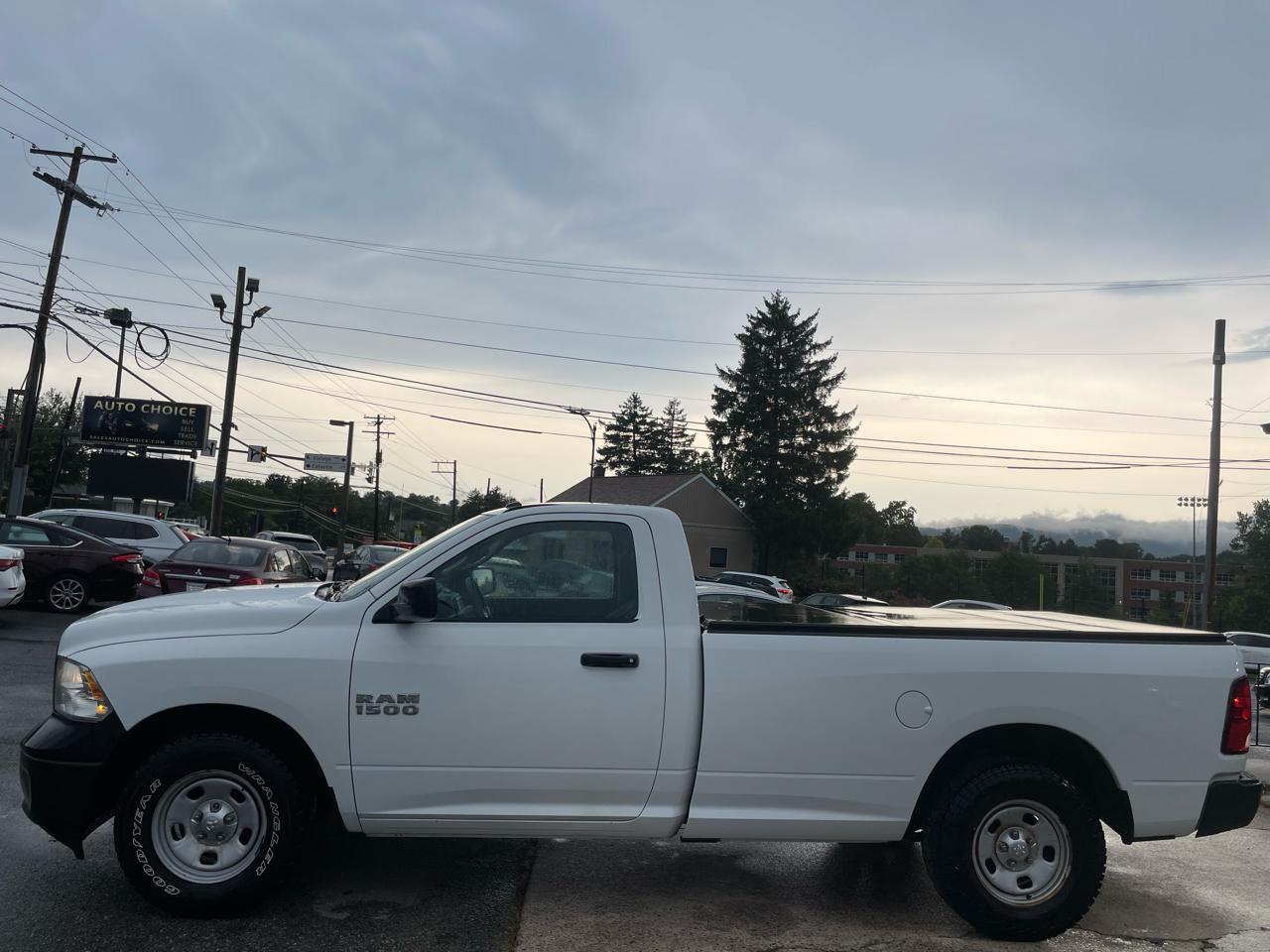 RAM 1500 Tradesman Regular Cab LWB 2WD 2014