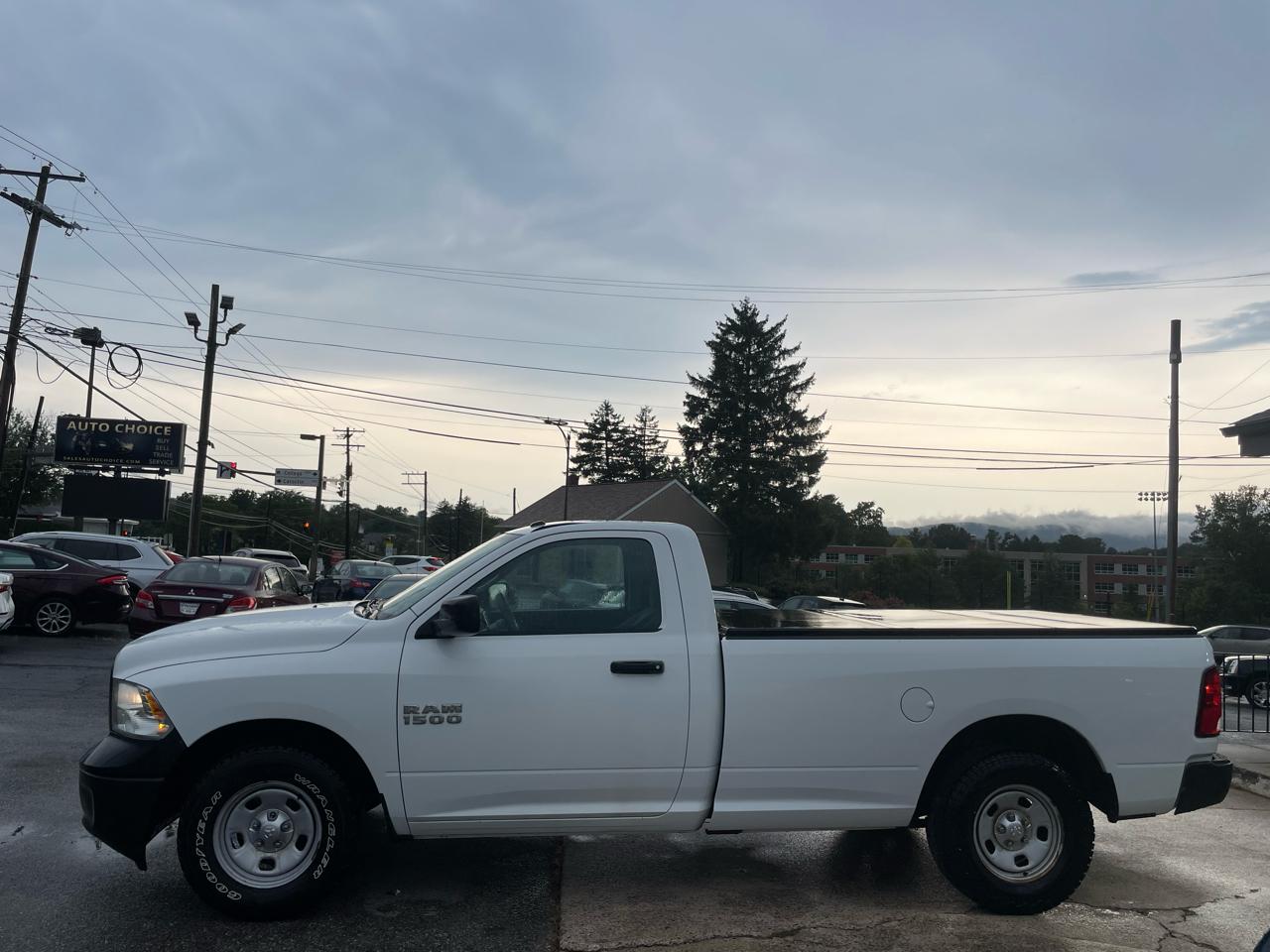 RAM 1500 Tradesman Regular Cab LWB 2WD 2014