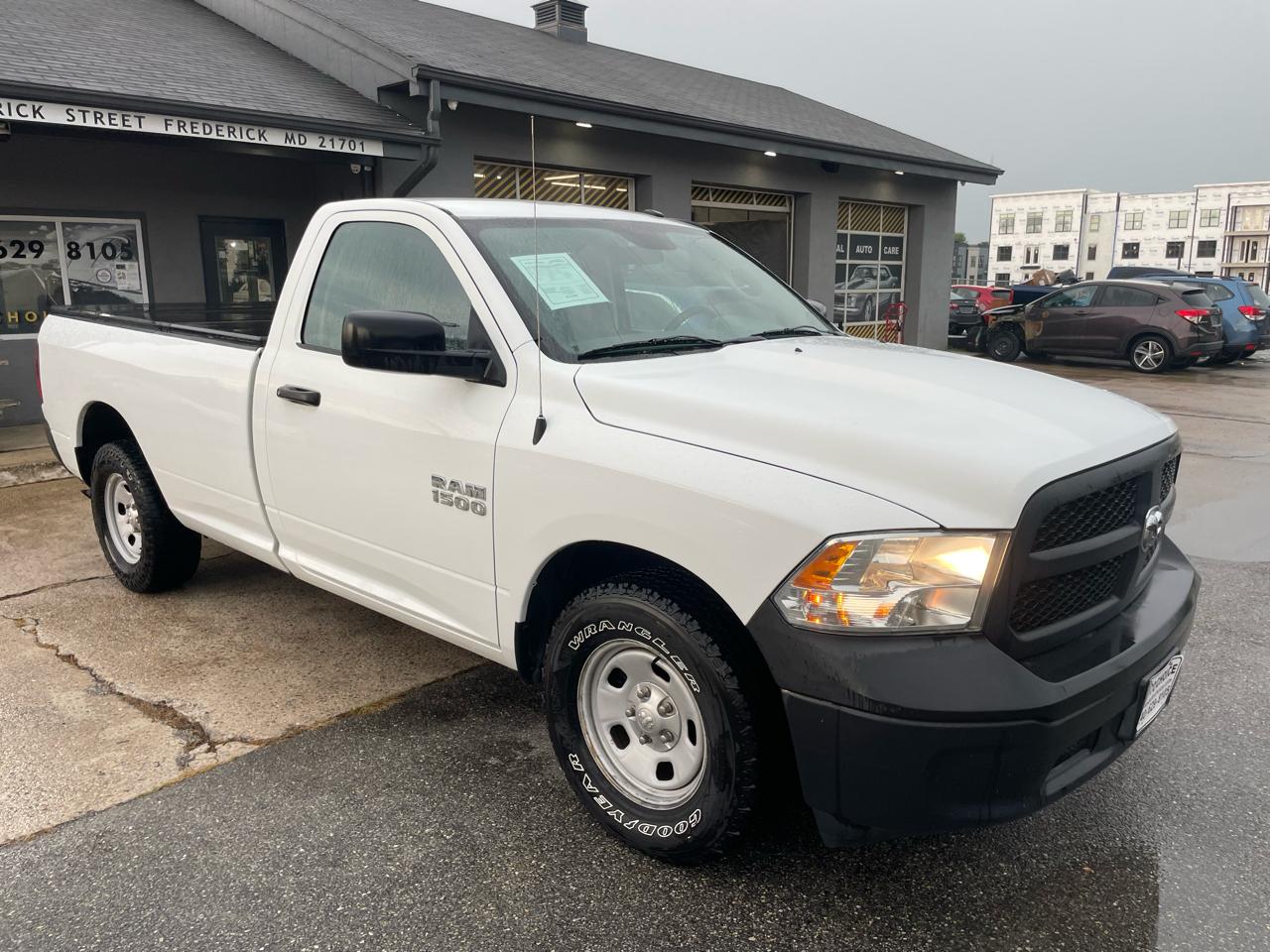 RAM 1500 Tradesman Regular Cab LWB 2WD 2014