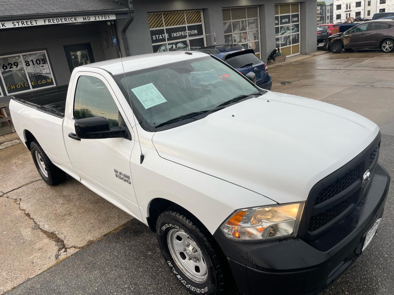 RAM 1500 Tradesman Regular Cab LWB 2WD 2014