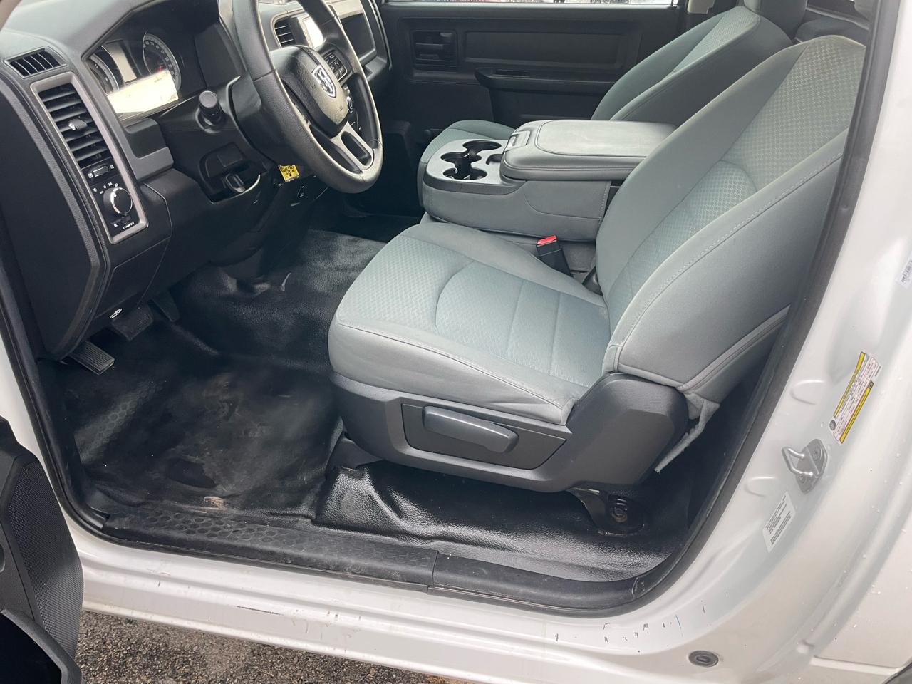 RAM 1500 Tradesman Regular Cab LWB 2WD 2014
