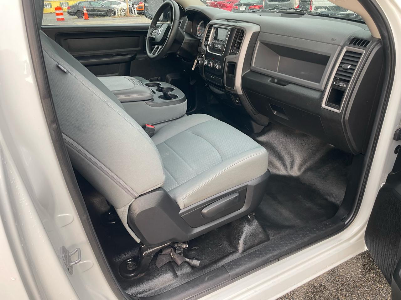 RAM 1500 Tradesman Regular Cab LWB 2WD 2014